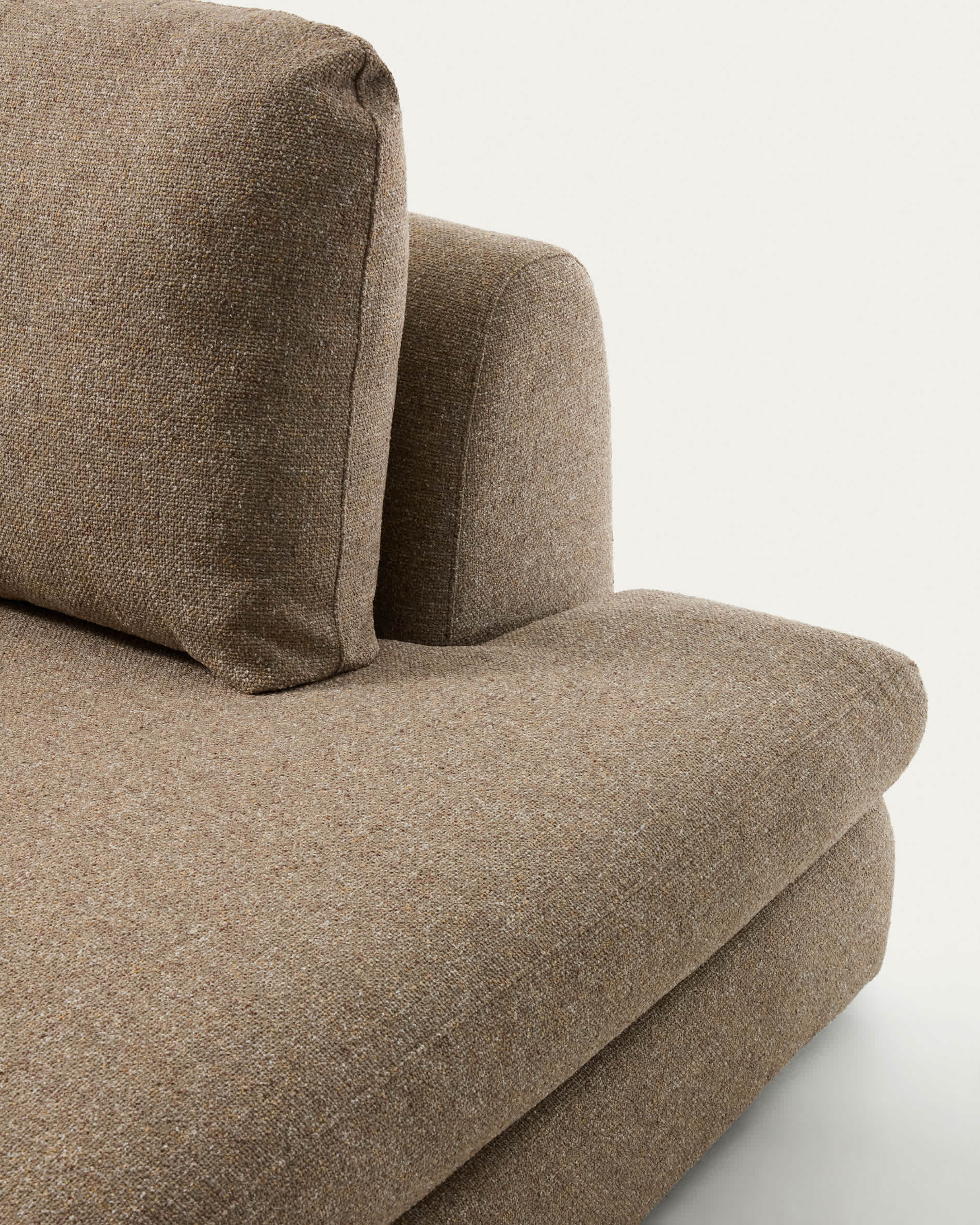 Vera light brown 4-seater sofa with right-hand end section 322 cm FSC Mix Credit