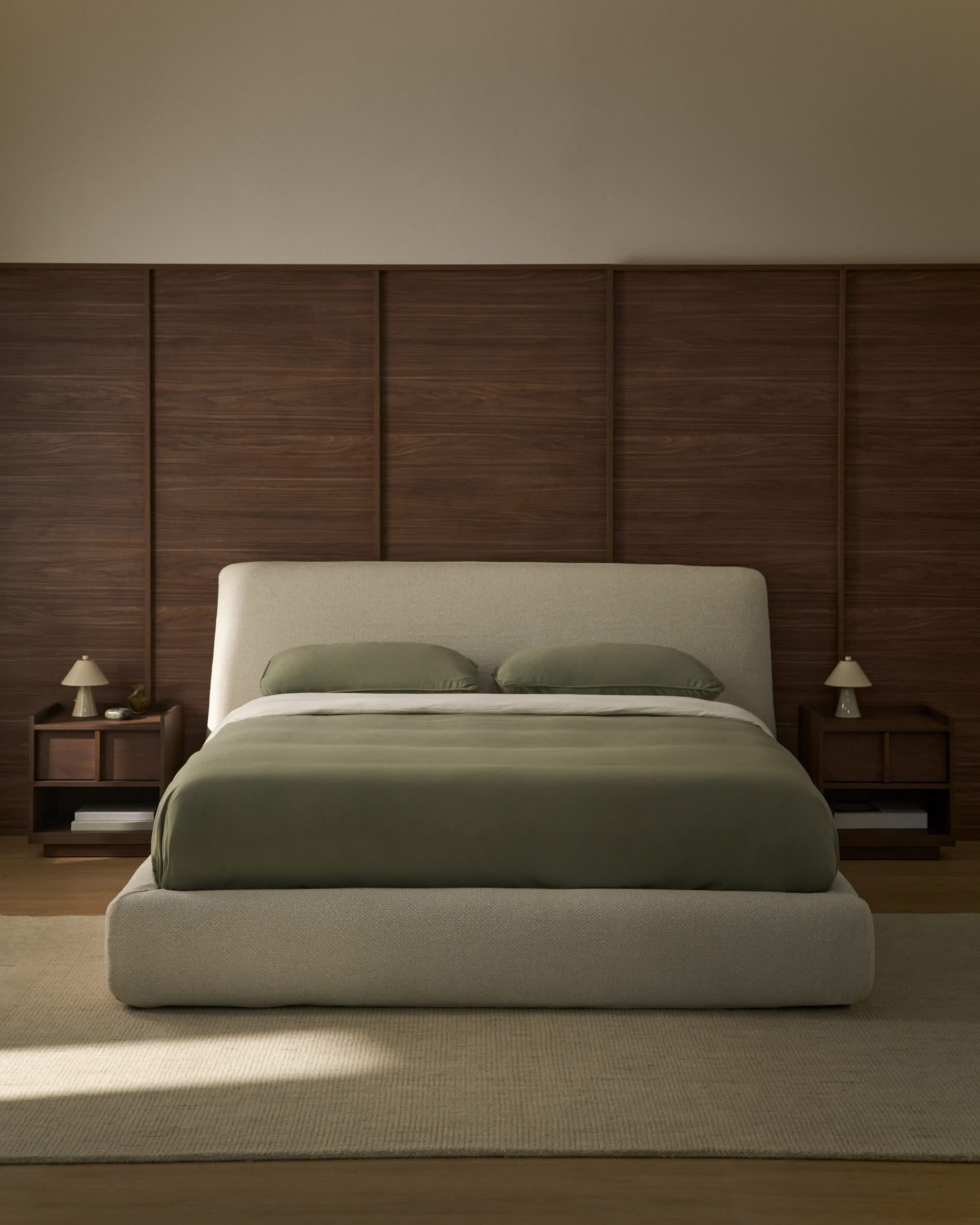 Martina bed with removable covers and folding storage base in ecru chenille for mattress 160 x 200cm