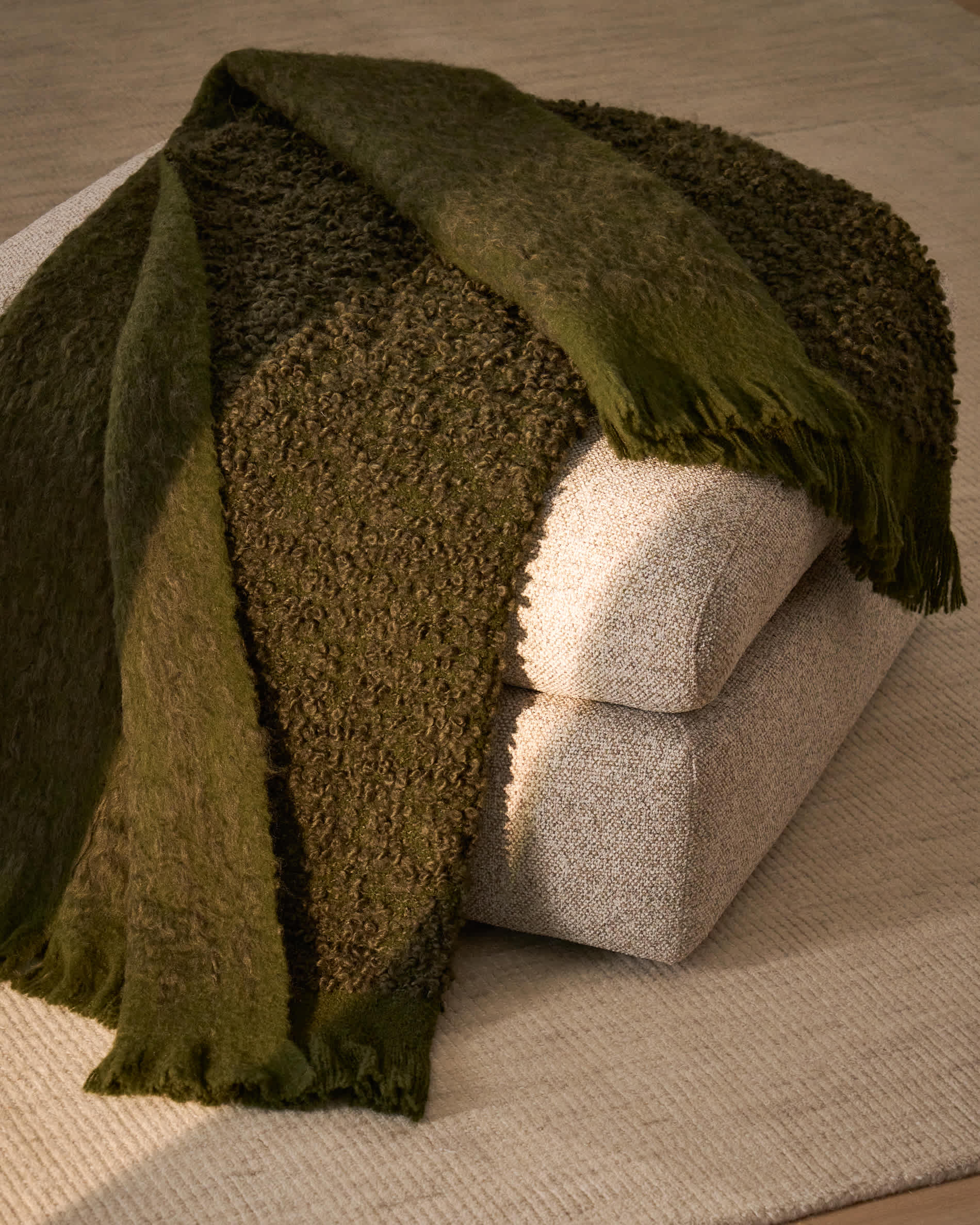 Nemora green wool blend blanket 130 x 170 cm