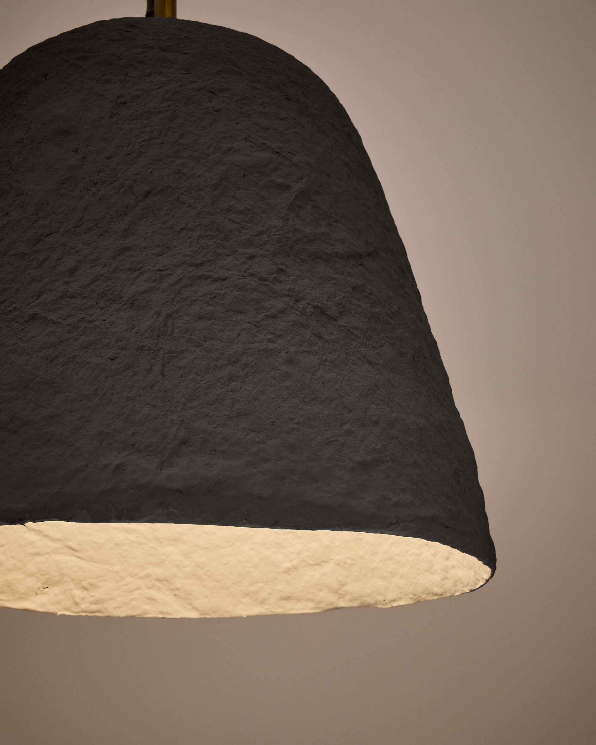 Lisora ceiling lamp in brown papier-mâché Ø25cm