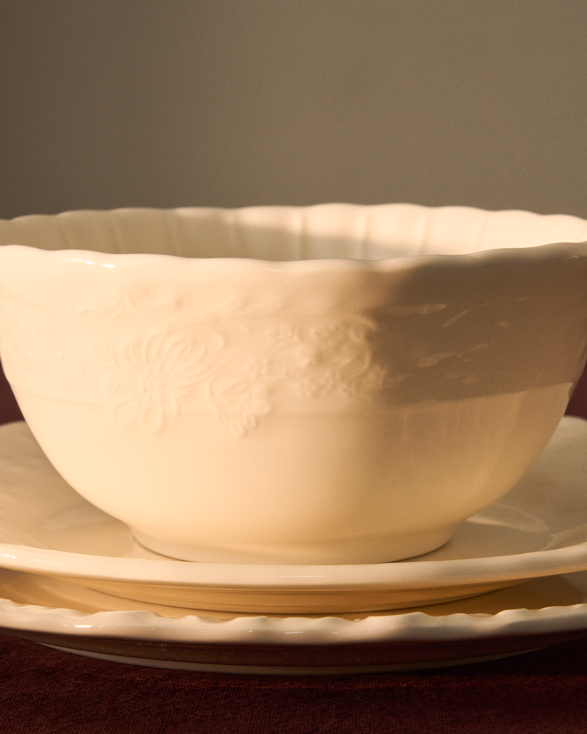 Varla small beige ceramic bowl