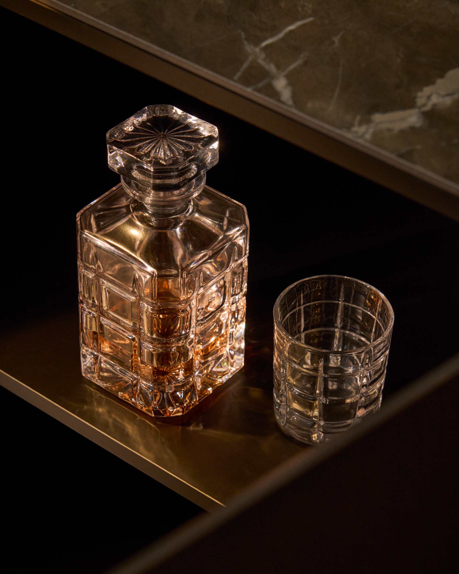 Talara bottle made from clear carved glass 80 cl
