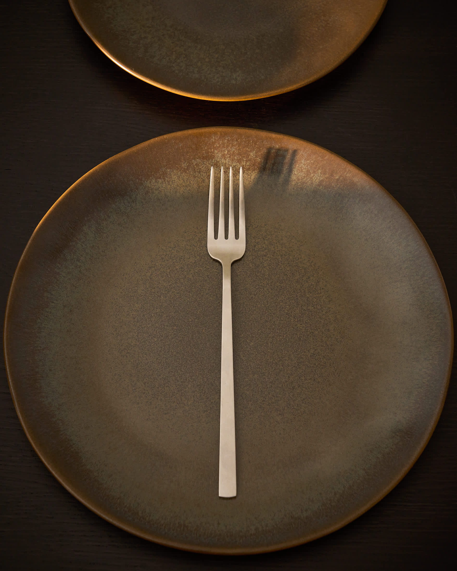 Aderno moss green ceramic plate