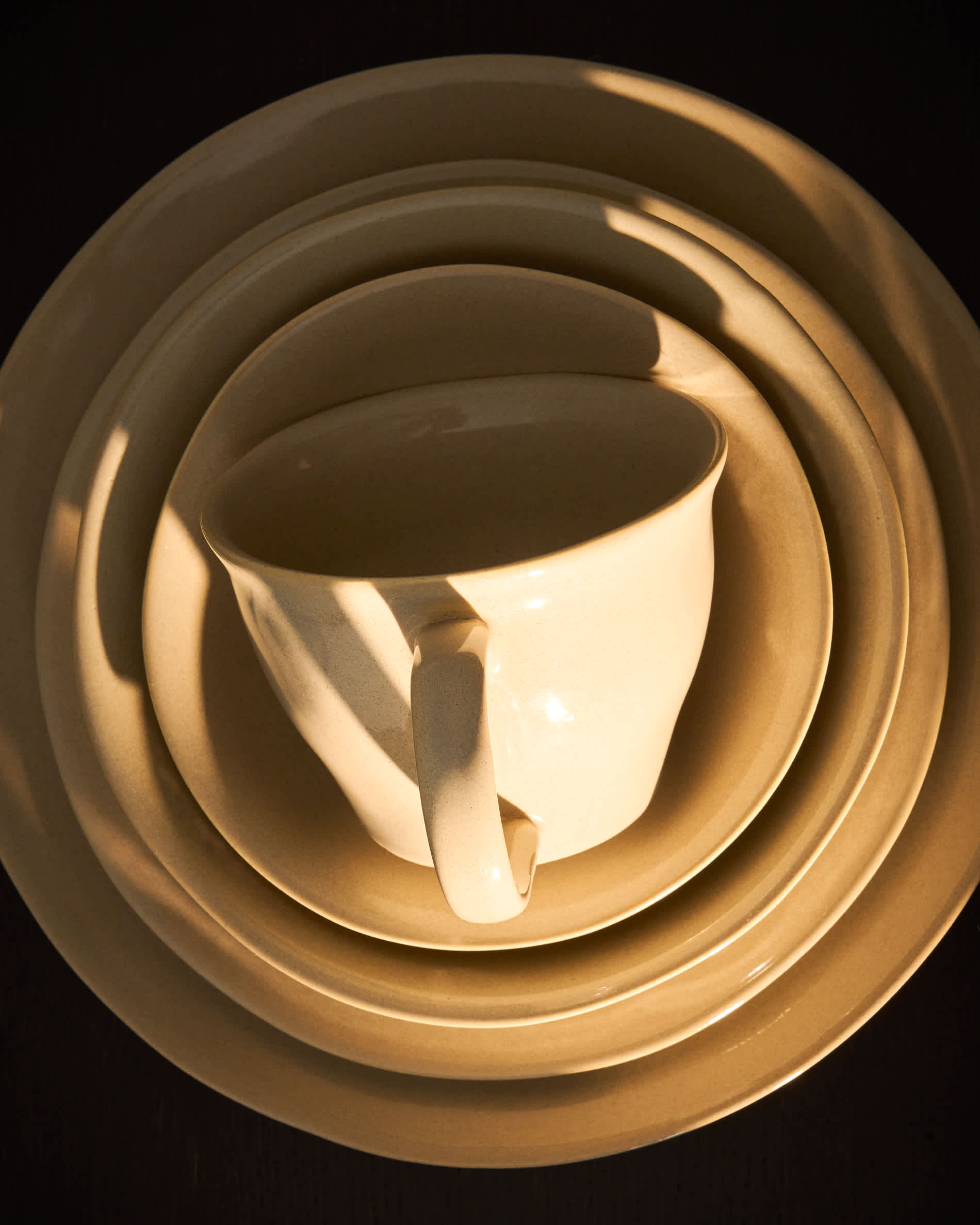 Aderno ivory ceramic bowl