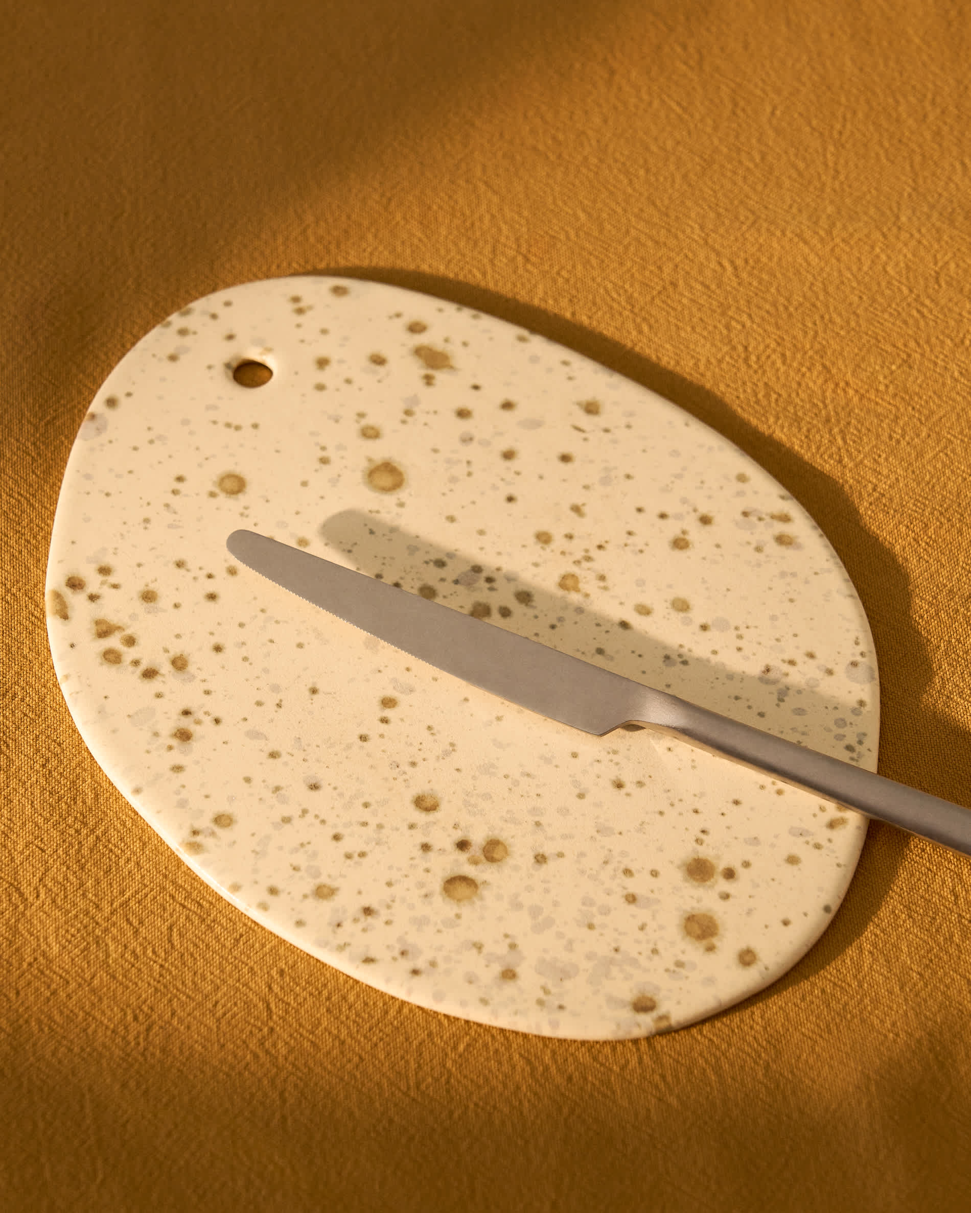 Convia white and brown ceramic serving board 26 x 36.5 cm