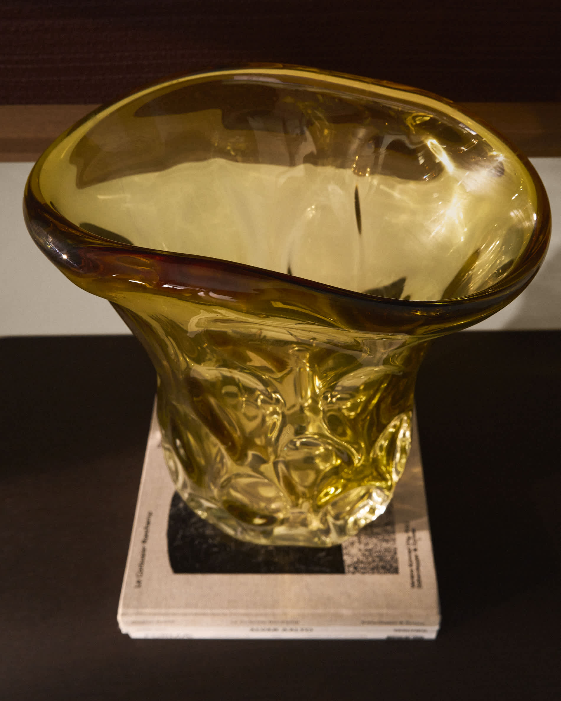 Sidula vase in light amber glass 37cm