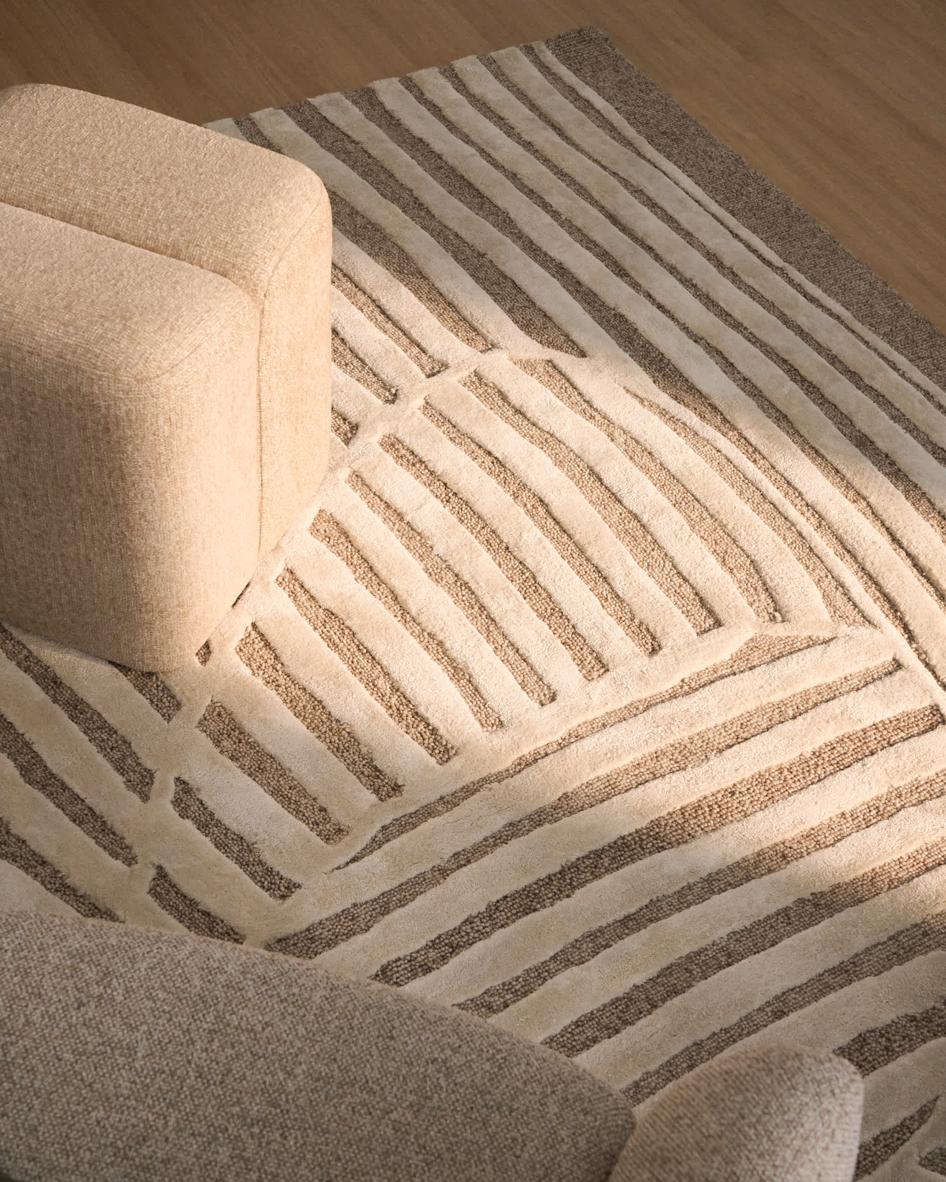 Colire beige wool and viscose rug 160 x 230 cm