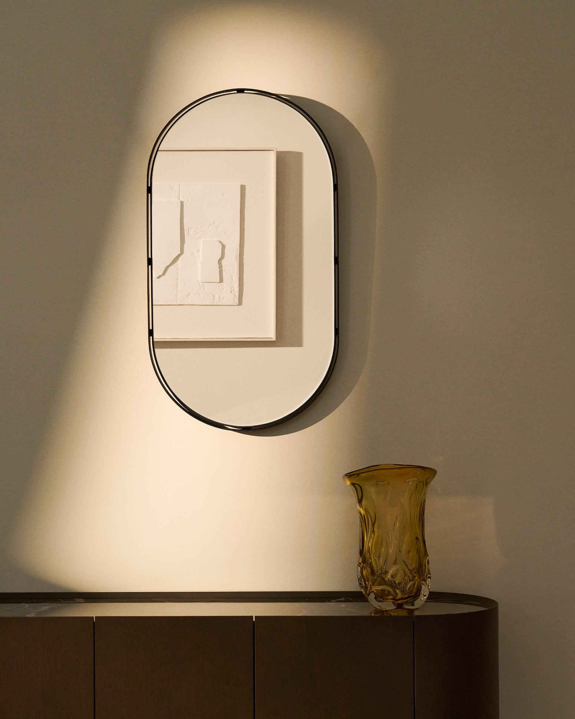 Noral oval black metal mirror Ø50.5 x 90cm