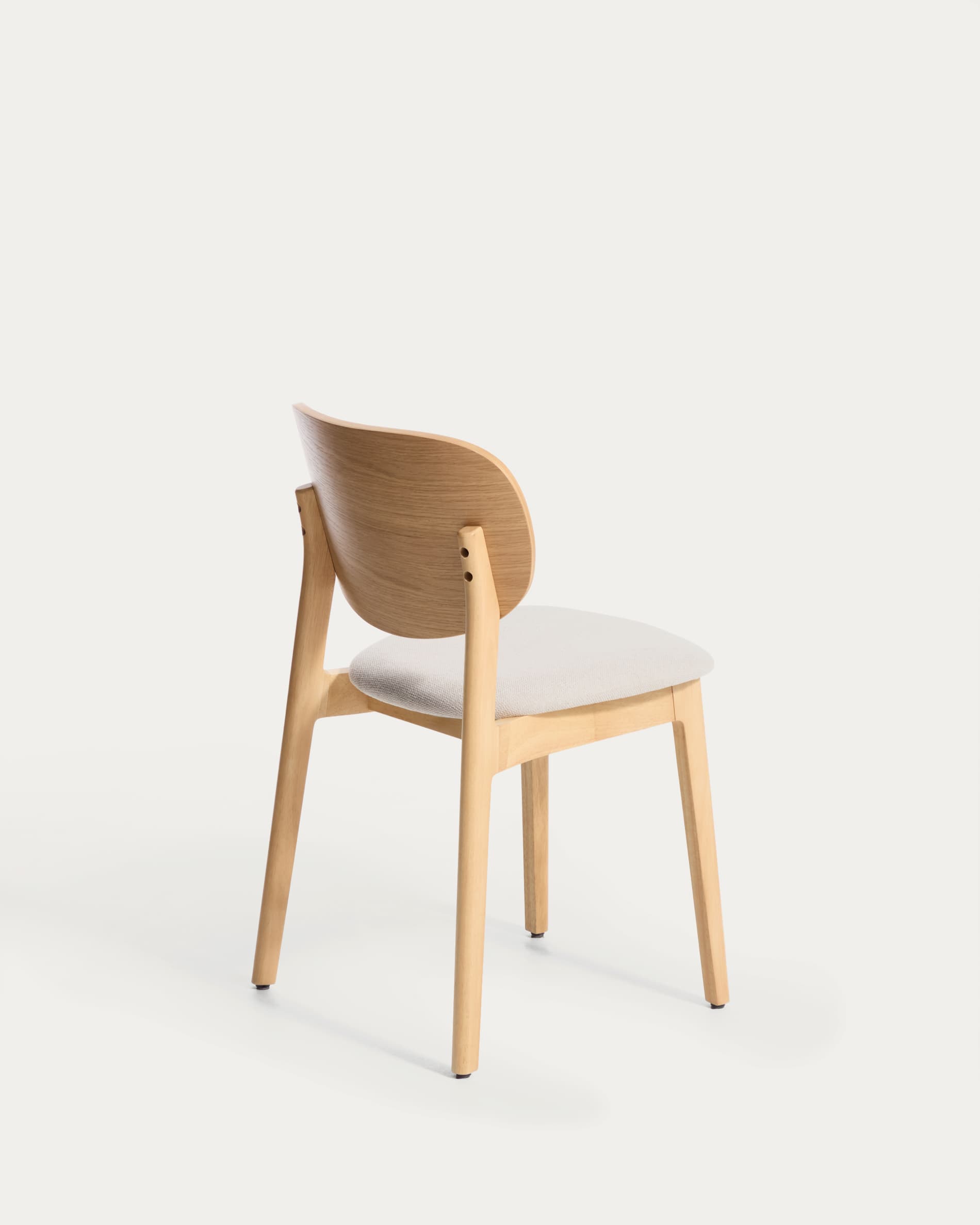 Ludara chair in oak veneer and beige chenille
