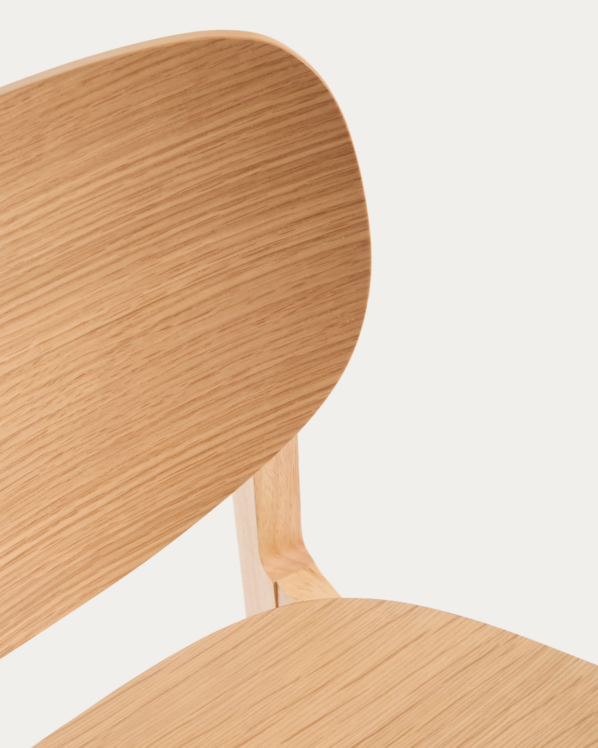 Ludara stool in oak veneer 65cm