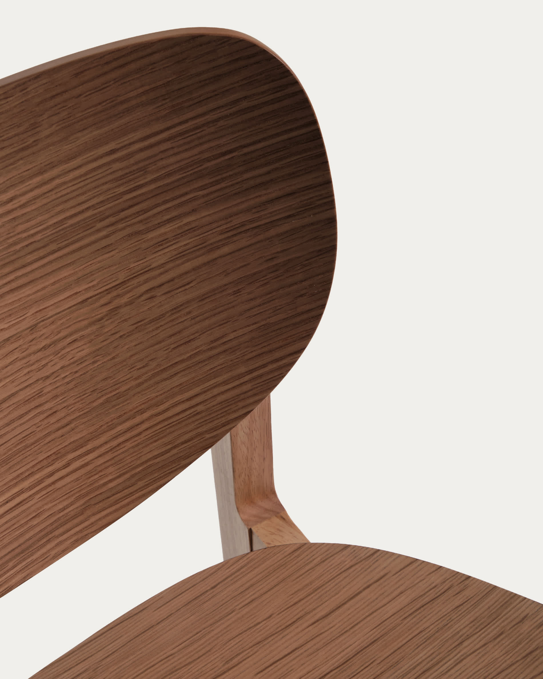 Ludara stool in oak veneer with walnut finish 65cm