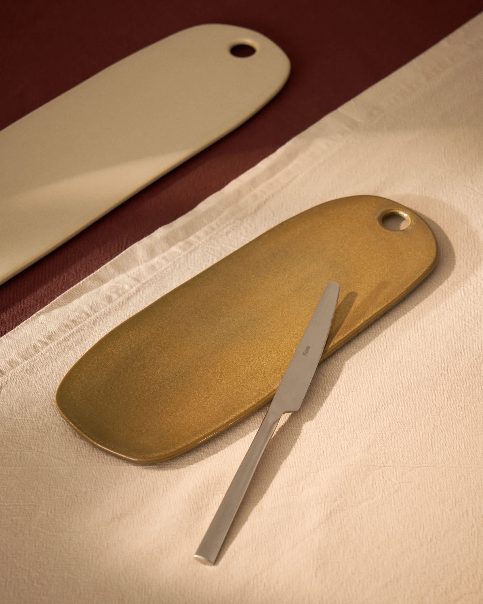 Aderno moss green ceramic serving board 29 x 11.5 cm