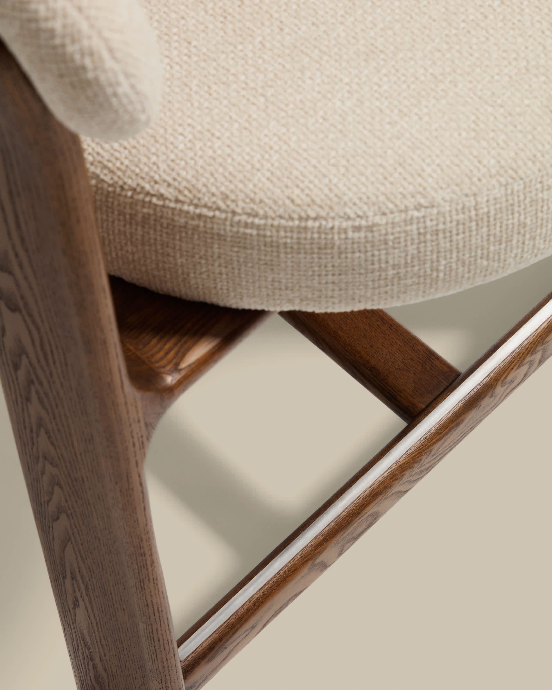Granite stool with 3 legs in beige chenille and solid ash wood with walnut finish FSC 100% 65cm