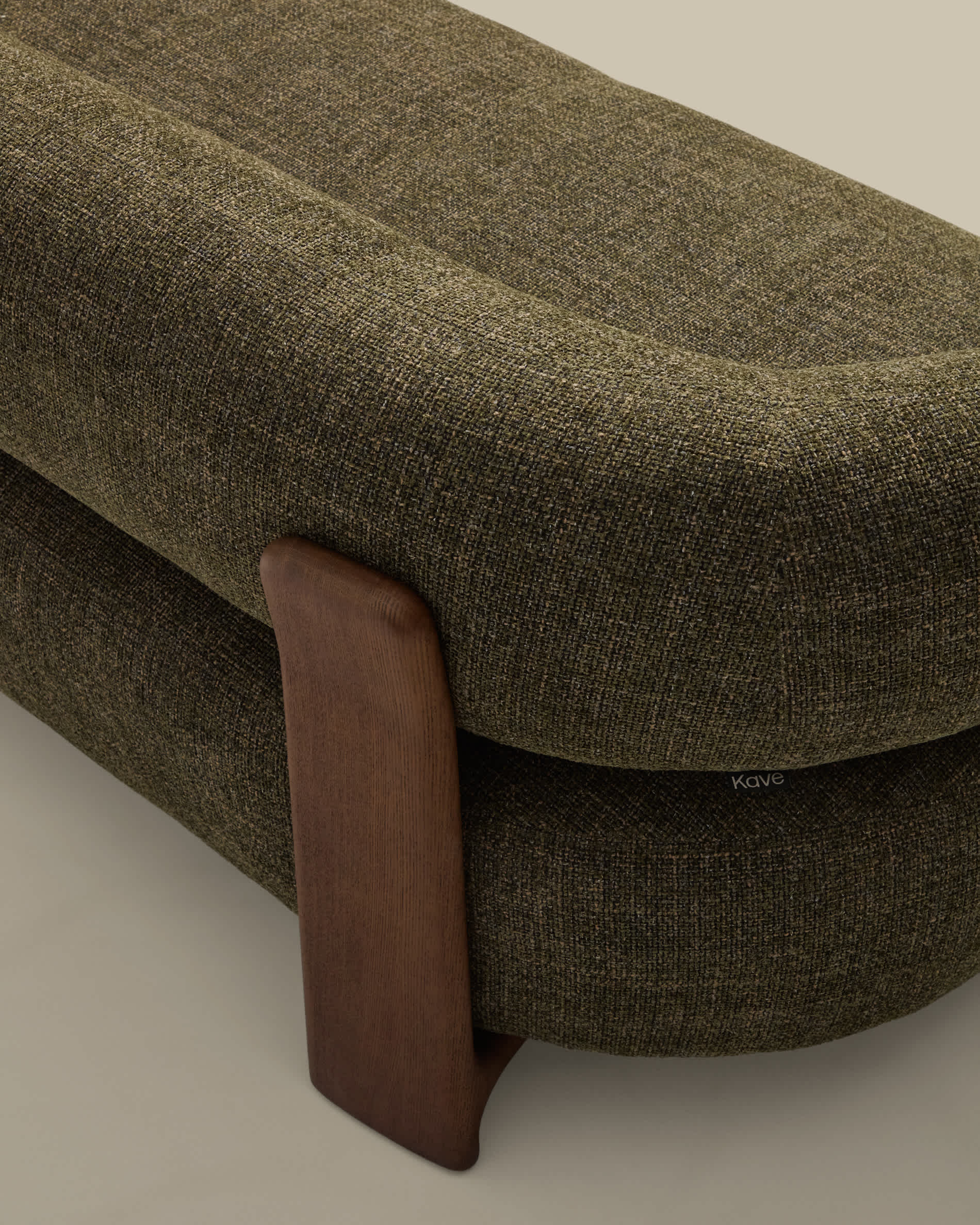 Granite 2-seater sofa in green chenille with solid ash wood legs with walnut finish 155cm FSC 100%
