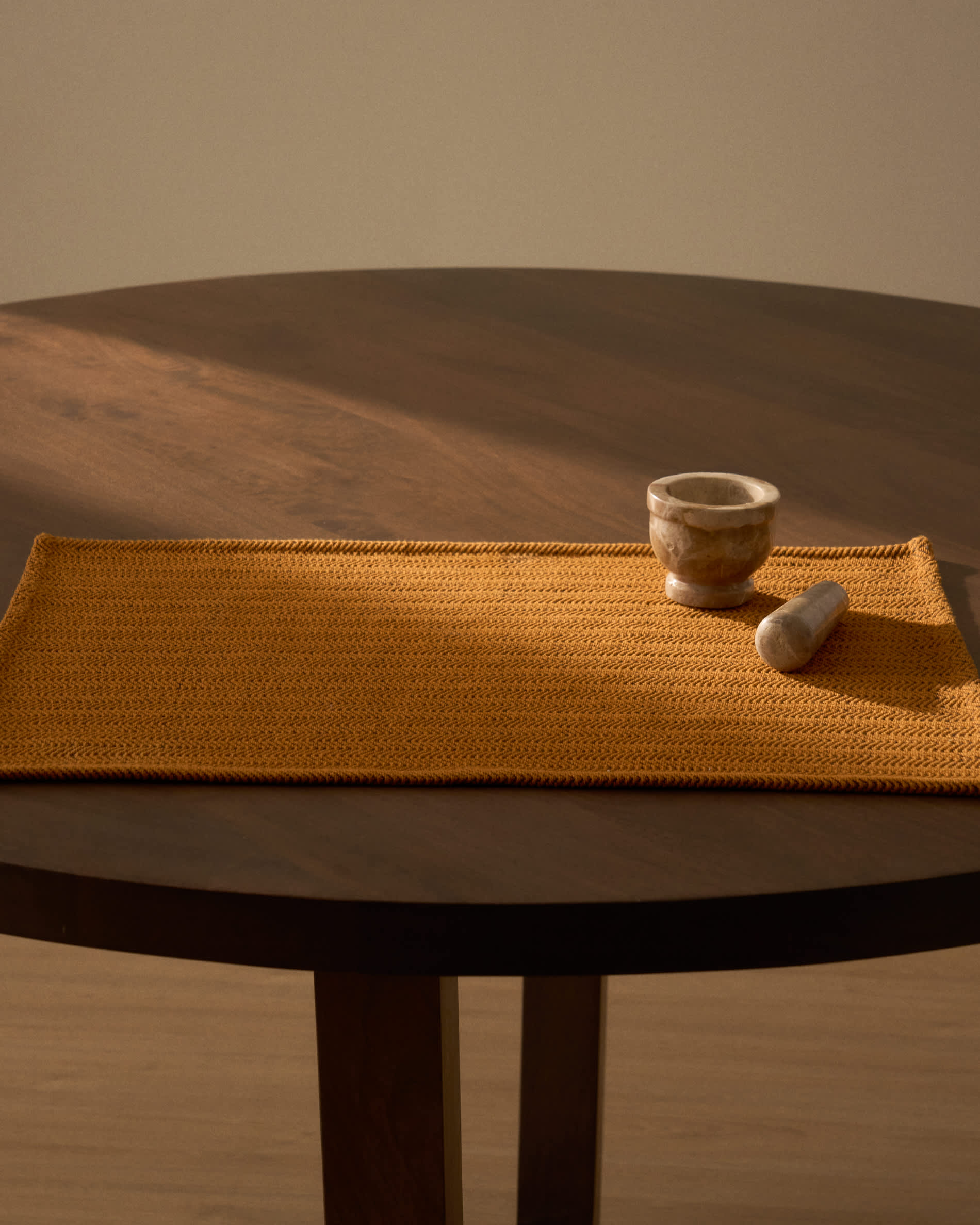 Tieva set of 2 orange cotton jacquard placemats 35 x 50 cm