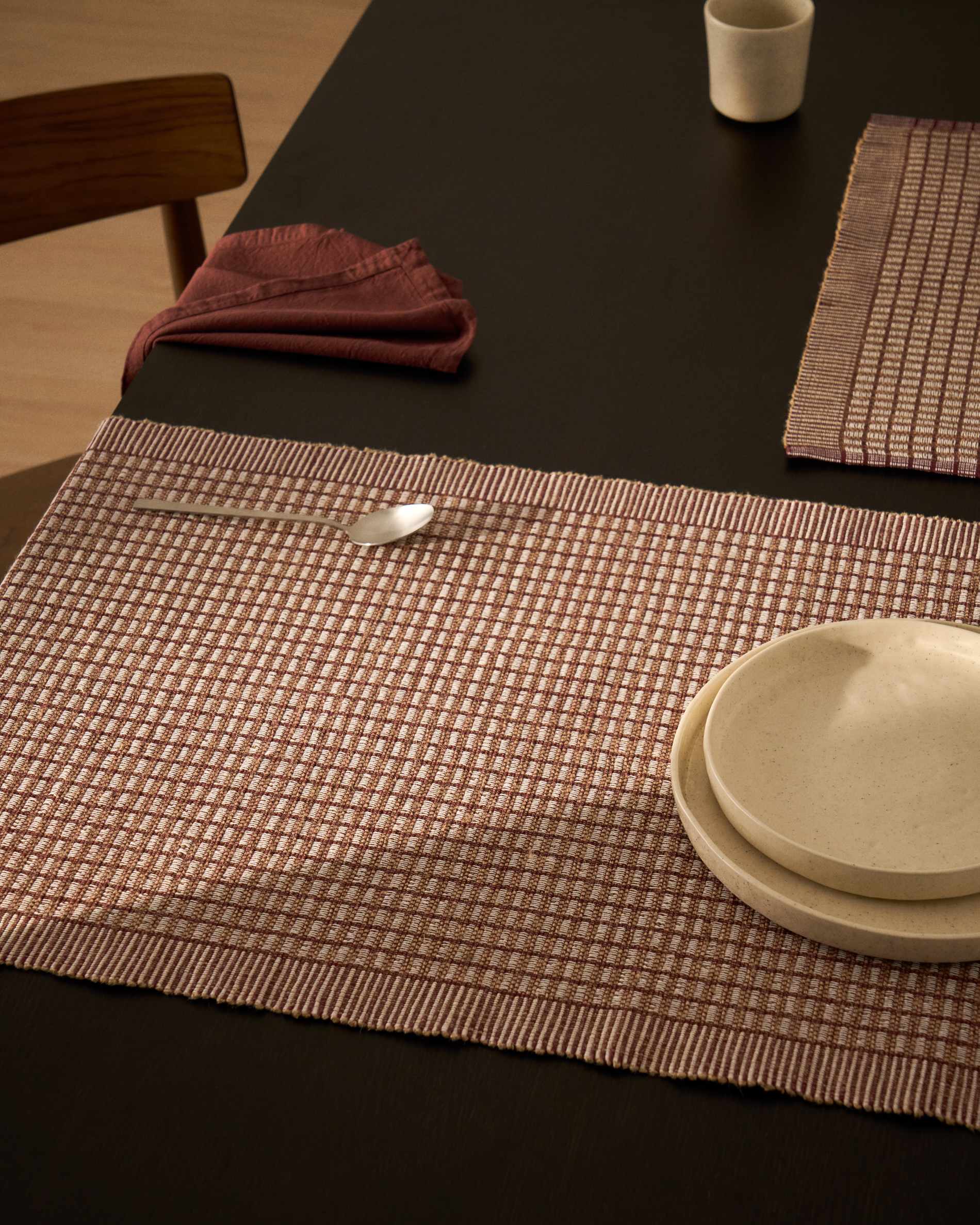 Berla maroon cotton and jute table runner 50 x 150 cm