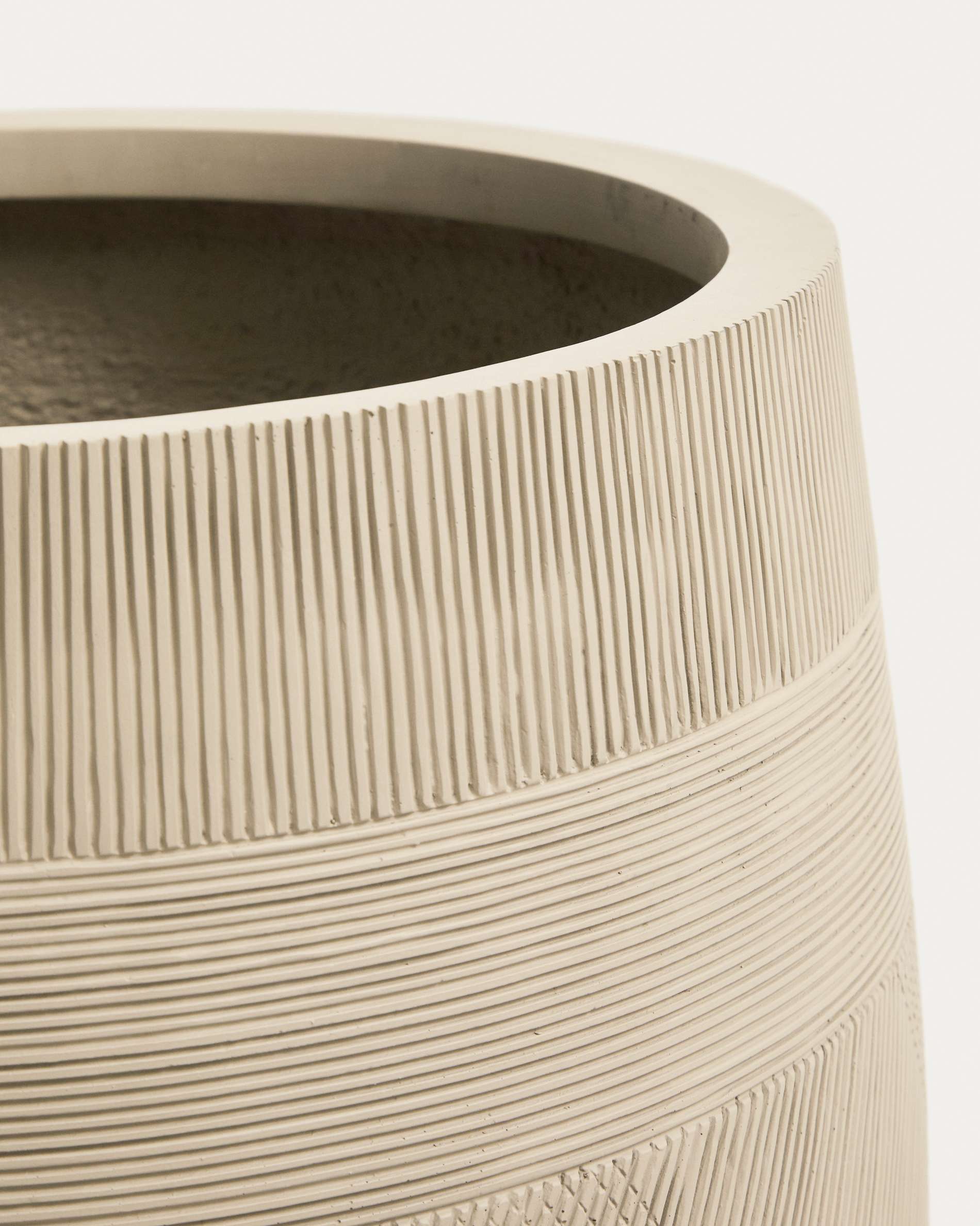 Tival set of 2 beige cement-effect planters Ø 50cm/Ø 34cm