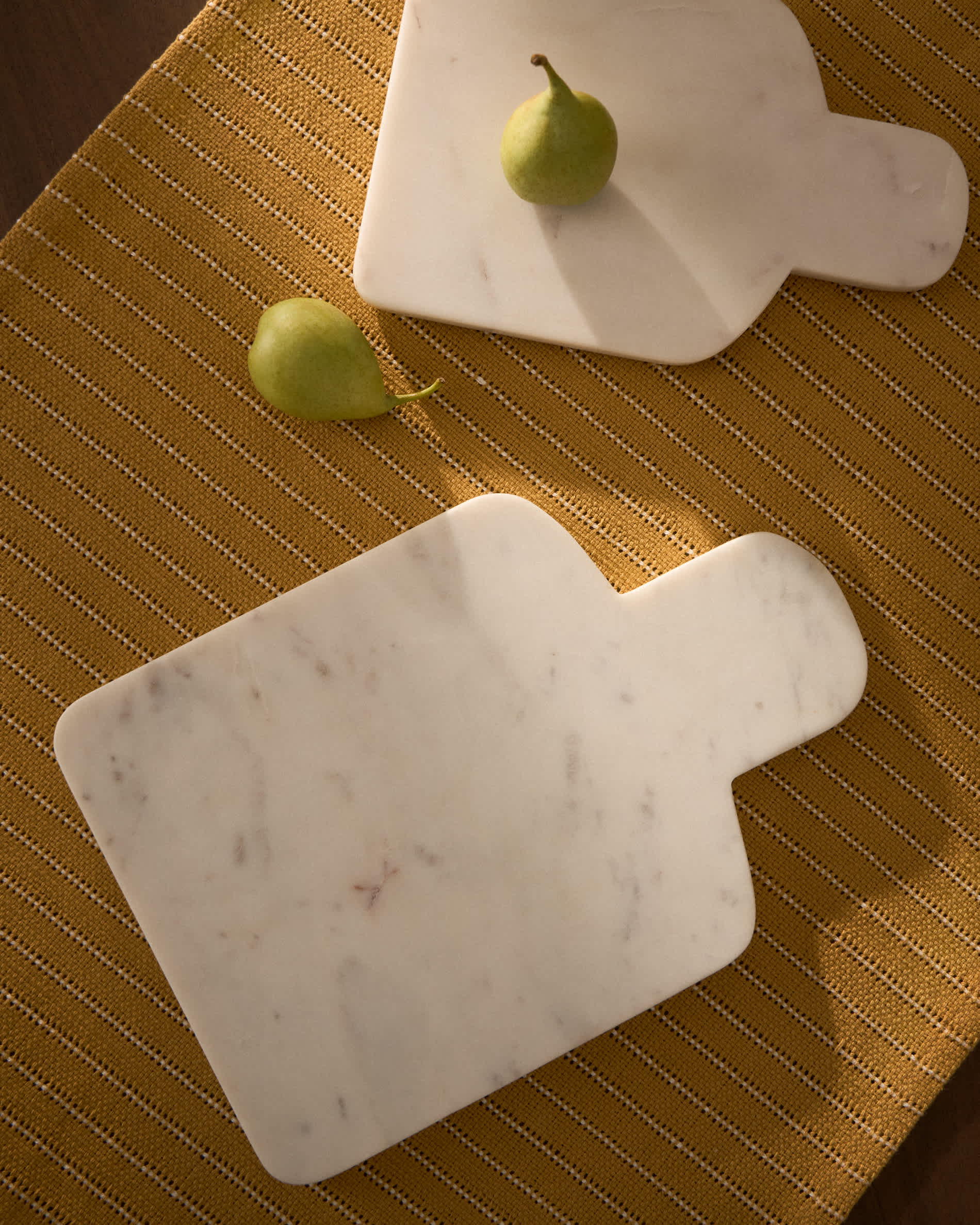 Coreni white marble serving board 29 x 20 cm