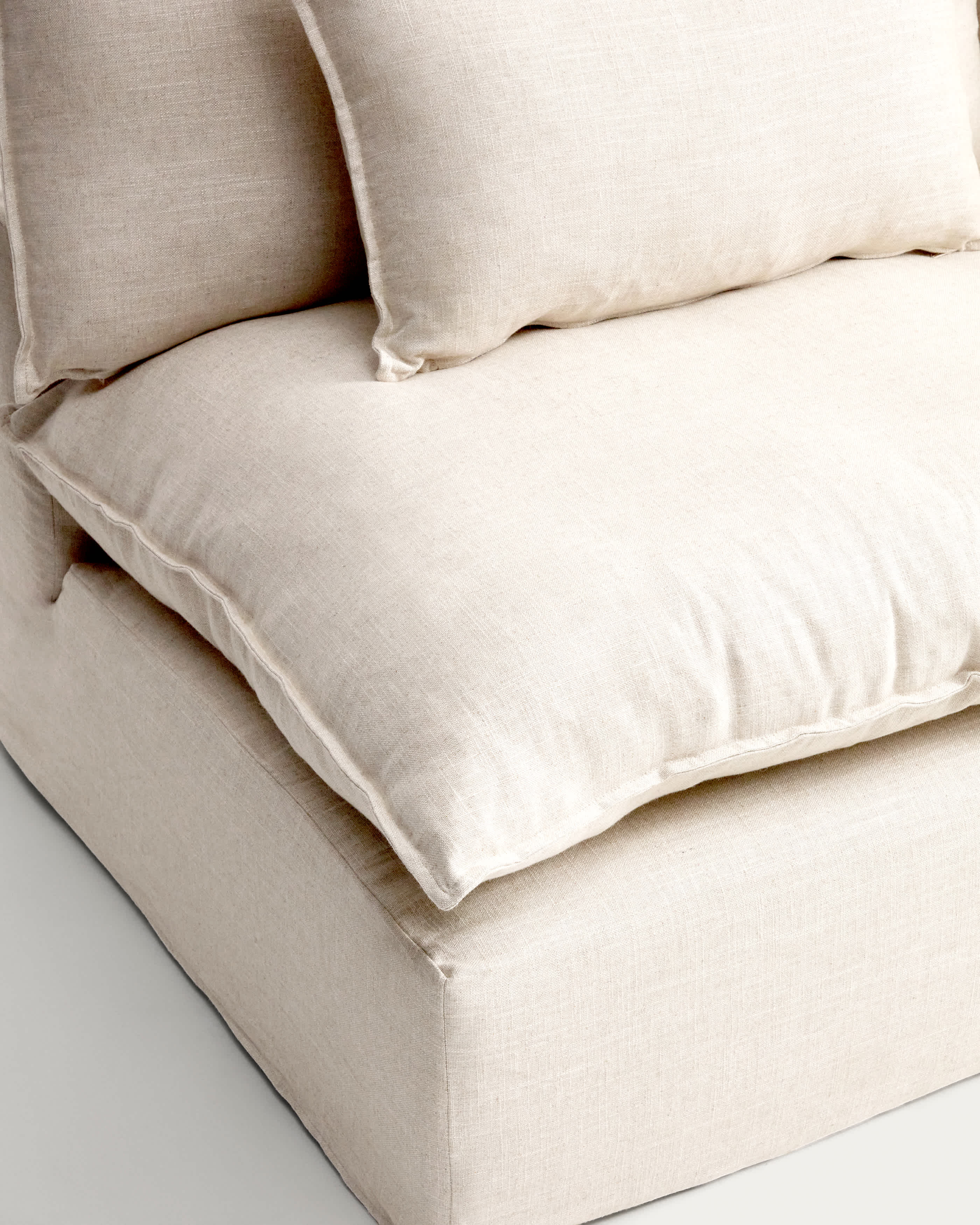 Anarela beige linen and viscose armchair with removable cover 110cm FSC Mix Credit