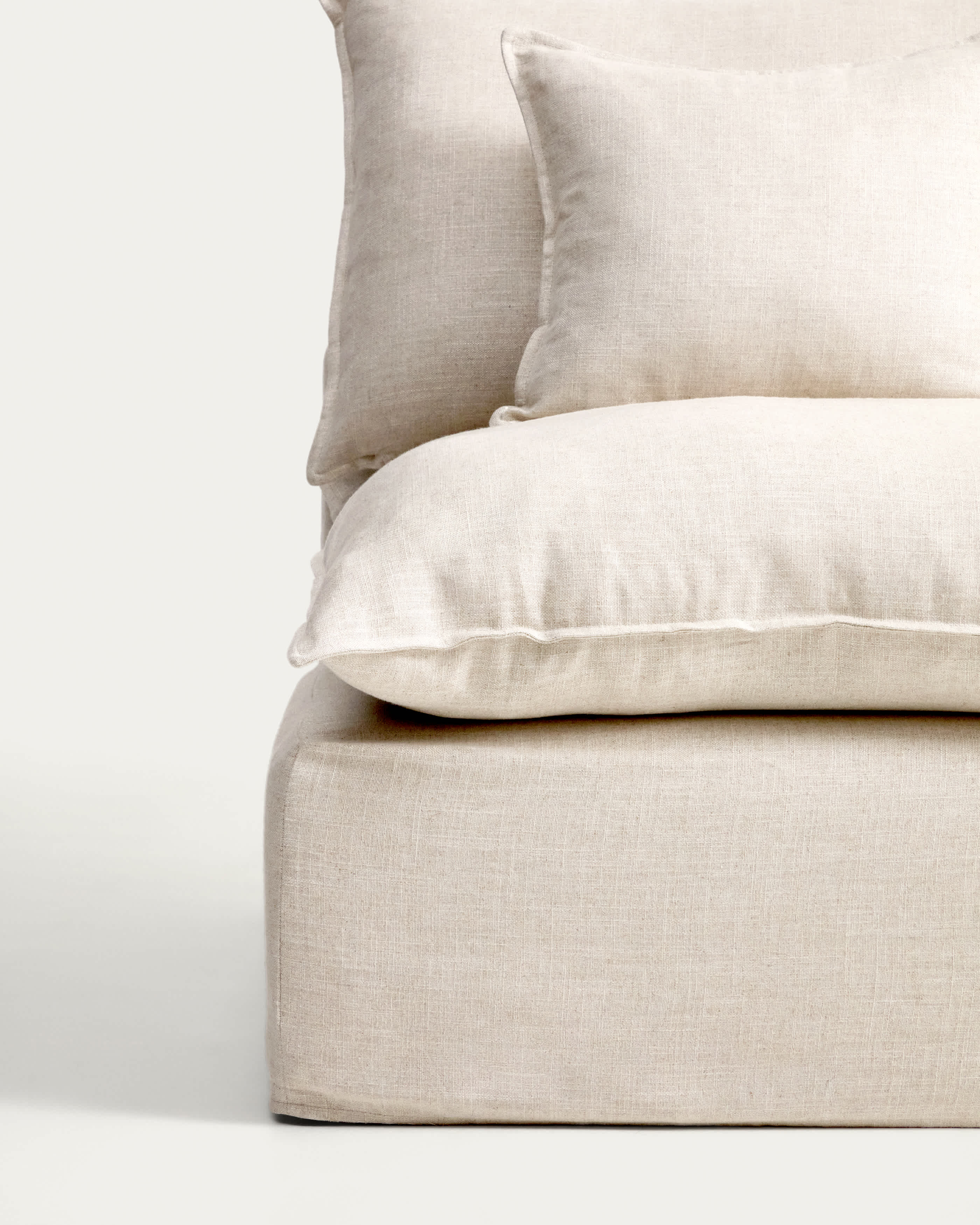 Anarela beige linen and viscose armchair with removable cover 90cm FSC Mix Credit