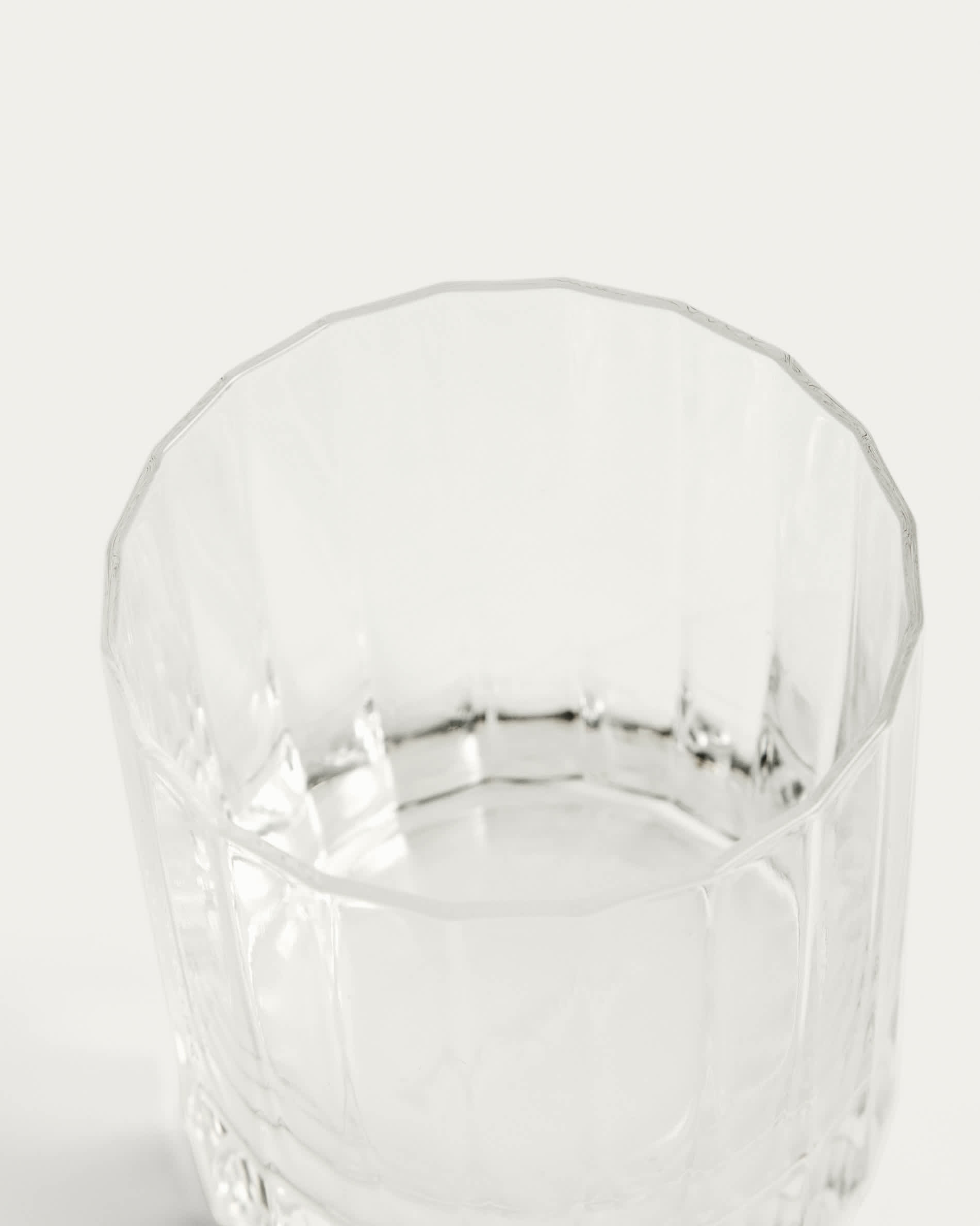 Nivor clear drinking glass with carved vertical relief, 30 cl