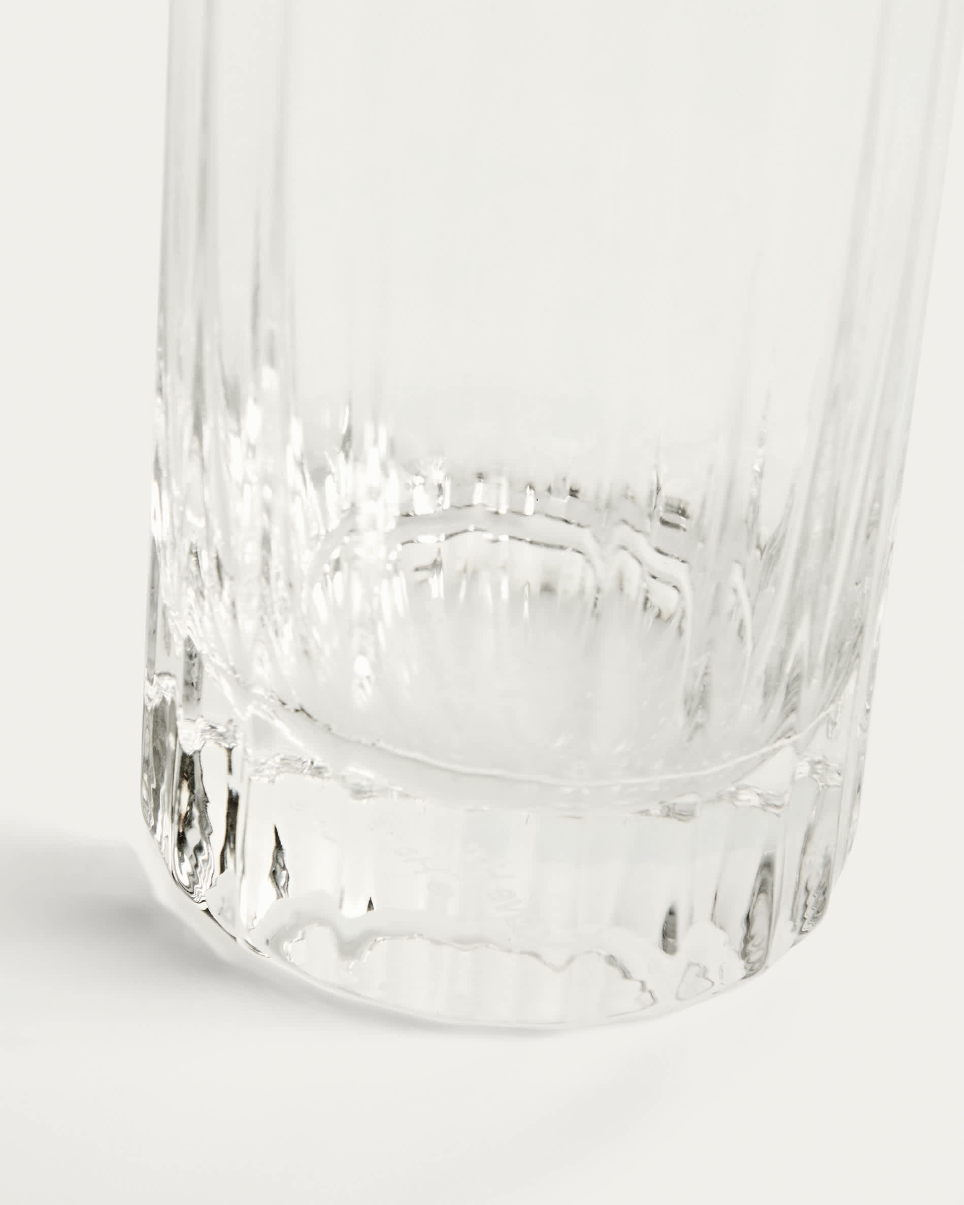 Nivor clear drinking glass with carved vertical relief, 30 cl