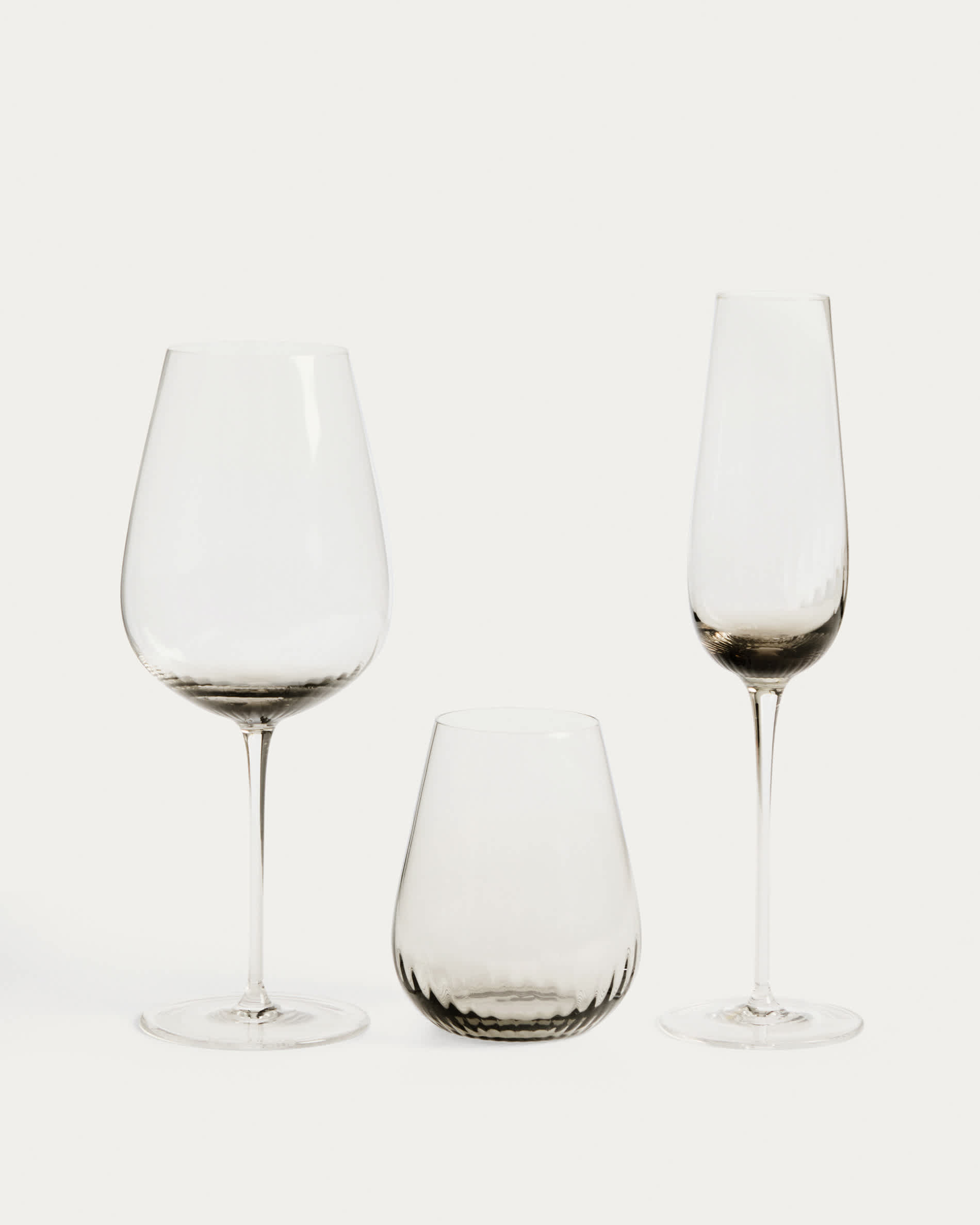 Davel grey wine glass 58 cl