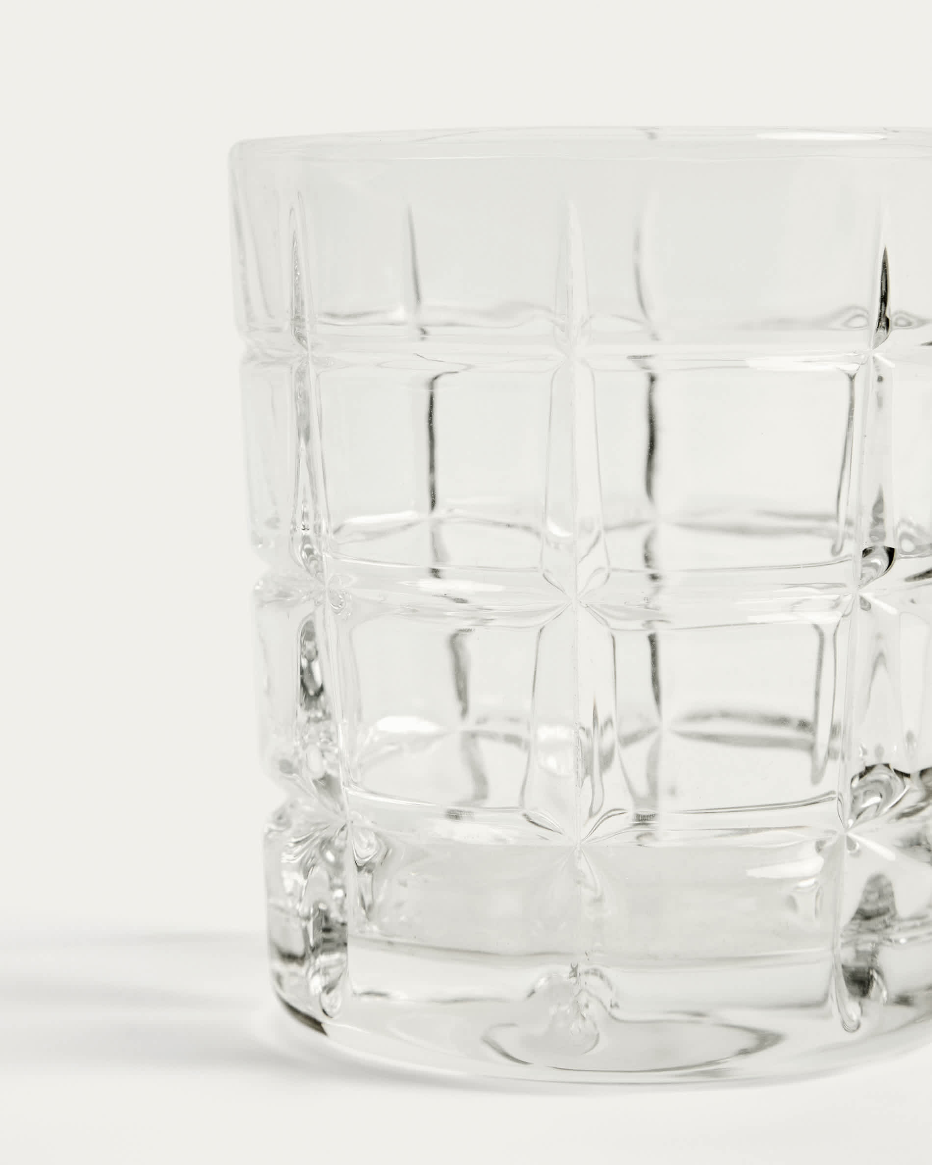Talara clear carved drinking glass 26 cl