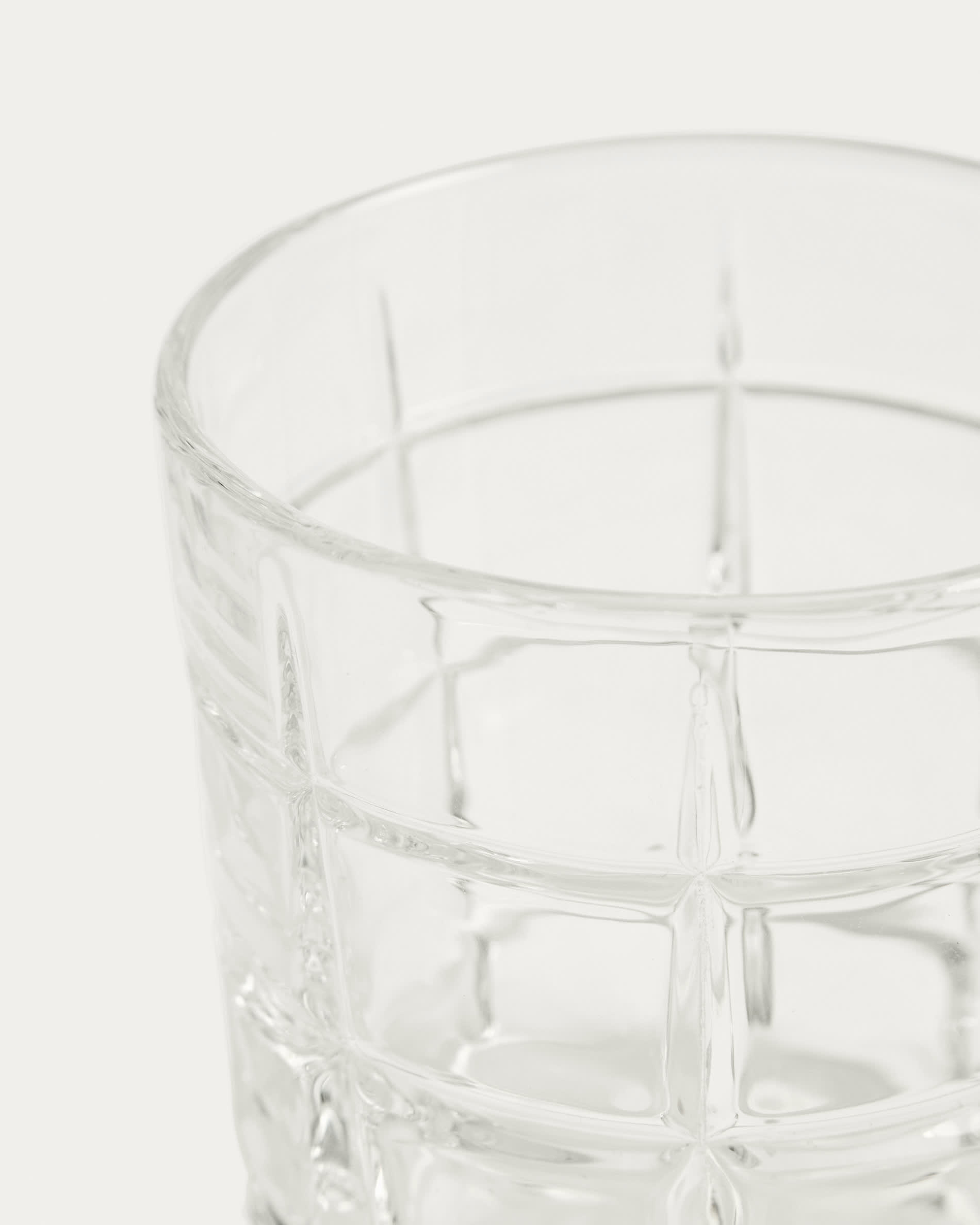 Talara clear carved drinking glass 26 cl