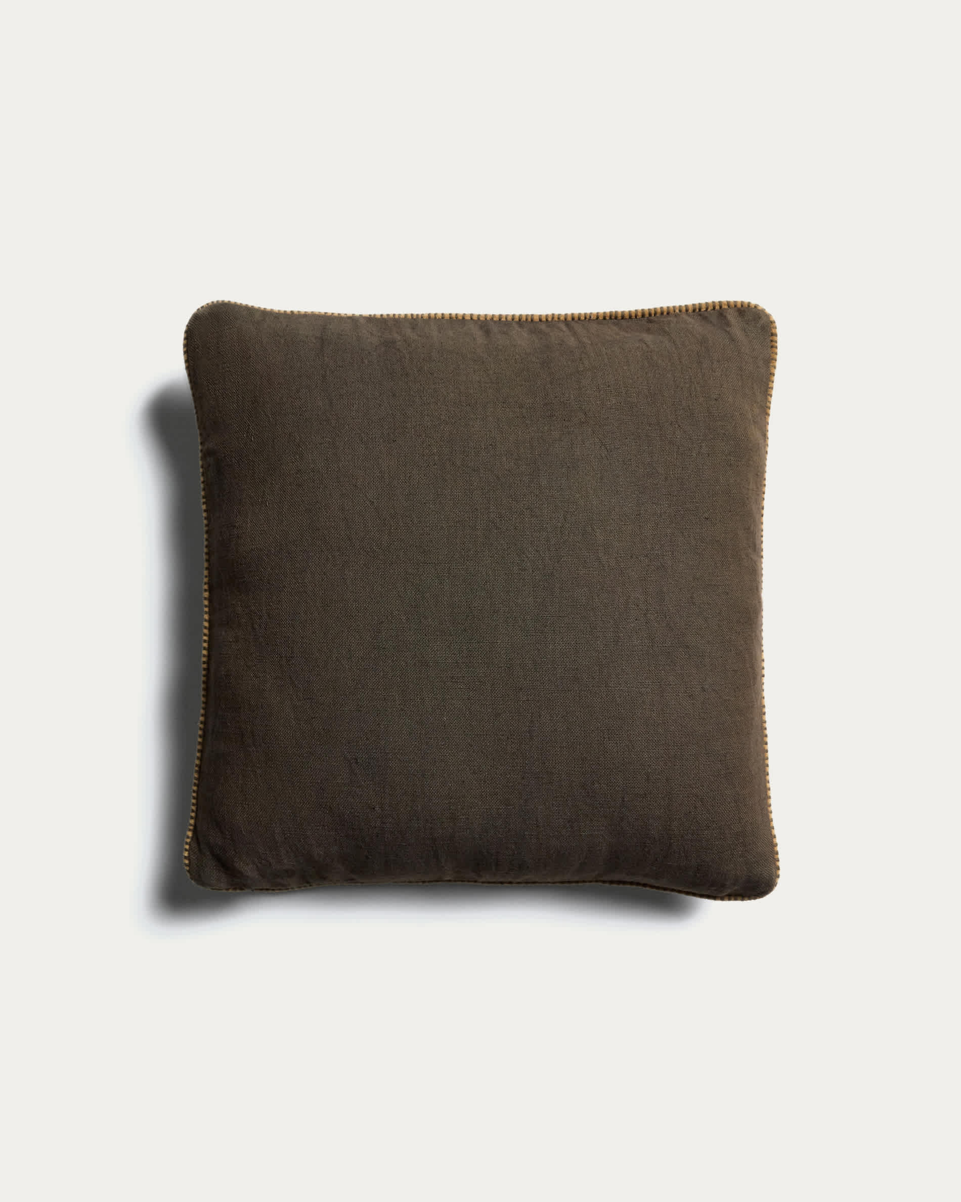 Rivon green cushion cover with contrast piping 45 x 45 cm