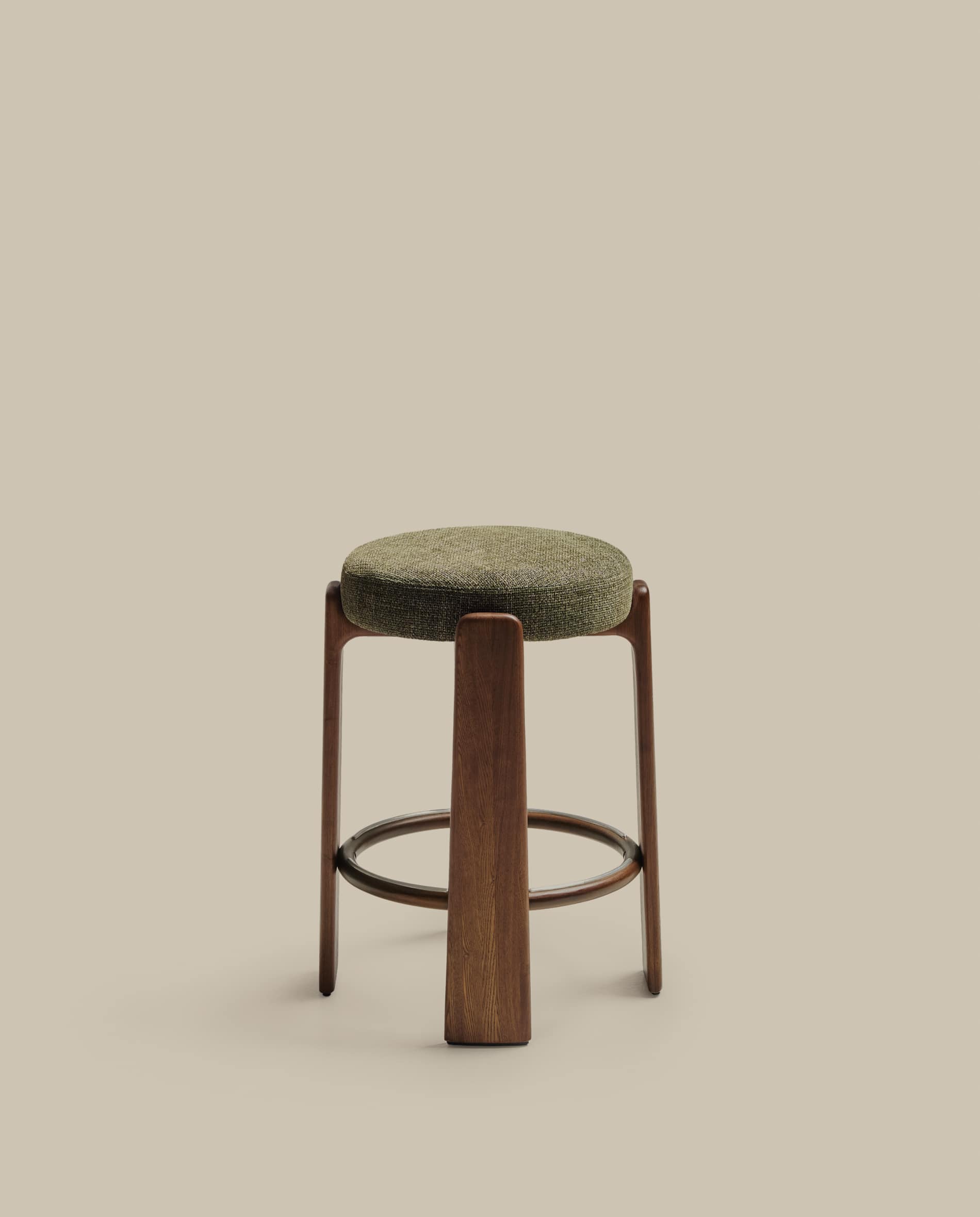Granite stool in green chenille and solid ash wood with walnut-coloured finish FSC 100% 65cm