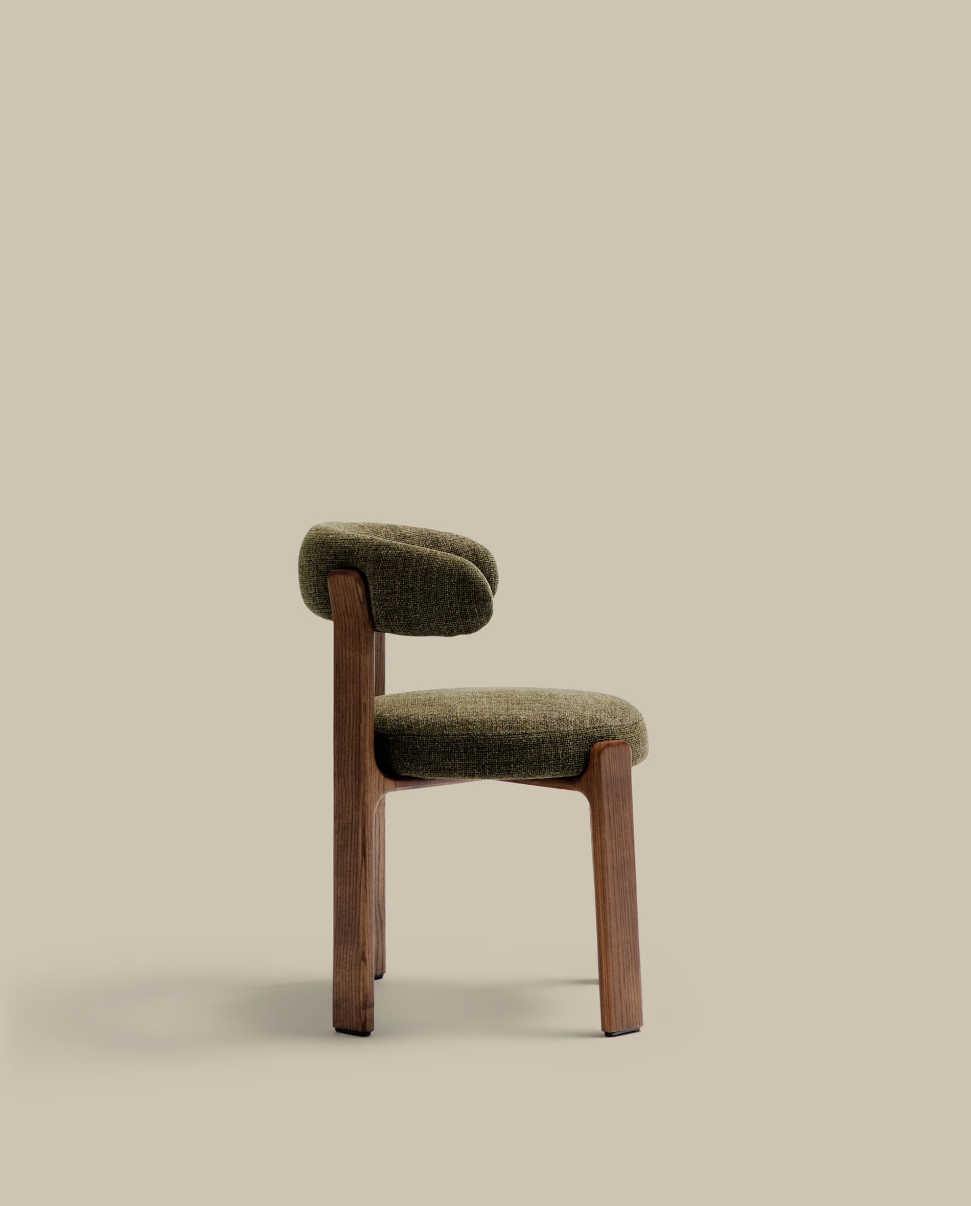 Granite chair in green chenille and with solid ash wood in a walnut finish FSC 100%