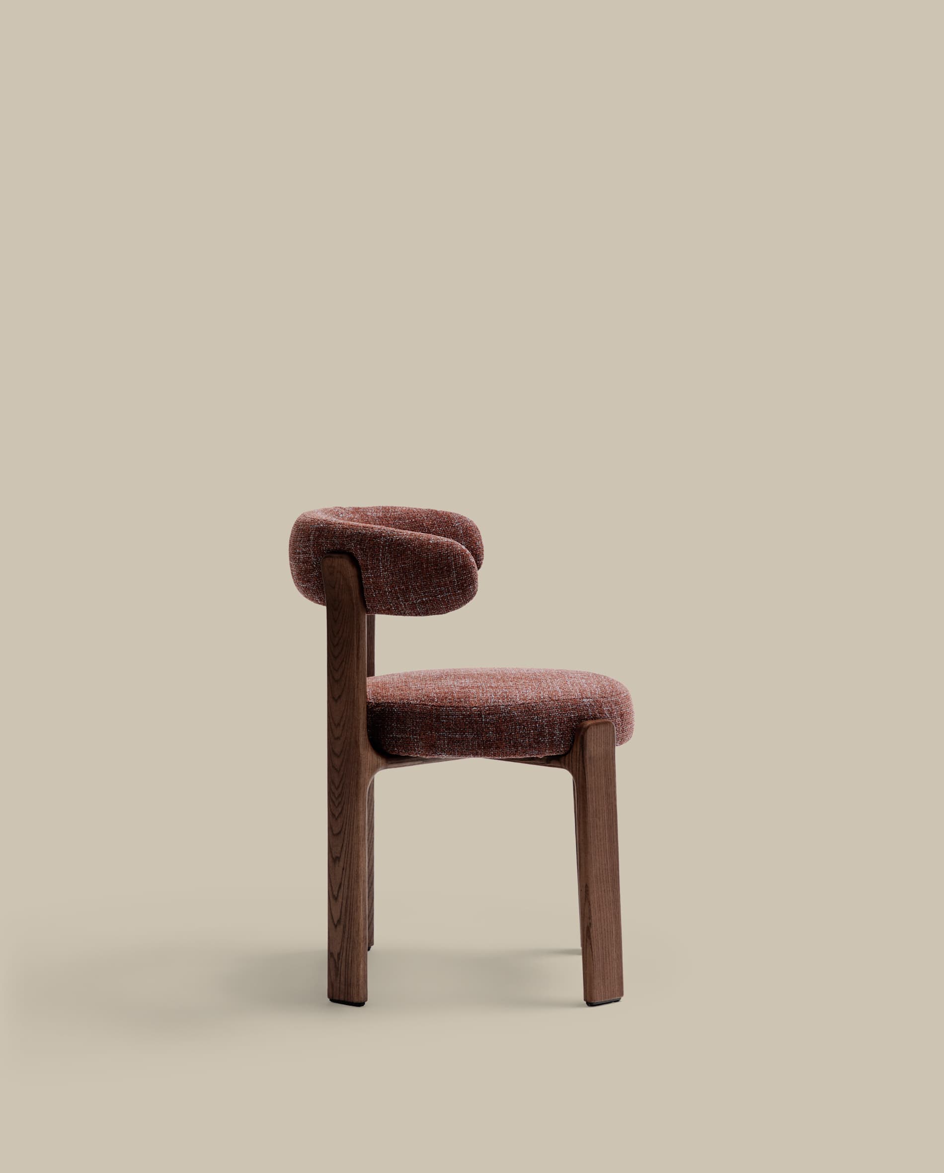 Granite chair in brown chenille and with solid ash wood in a walnut finish FSC 100%