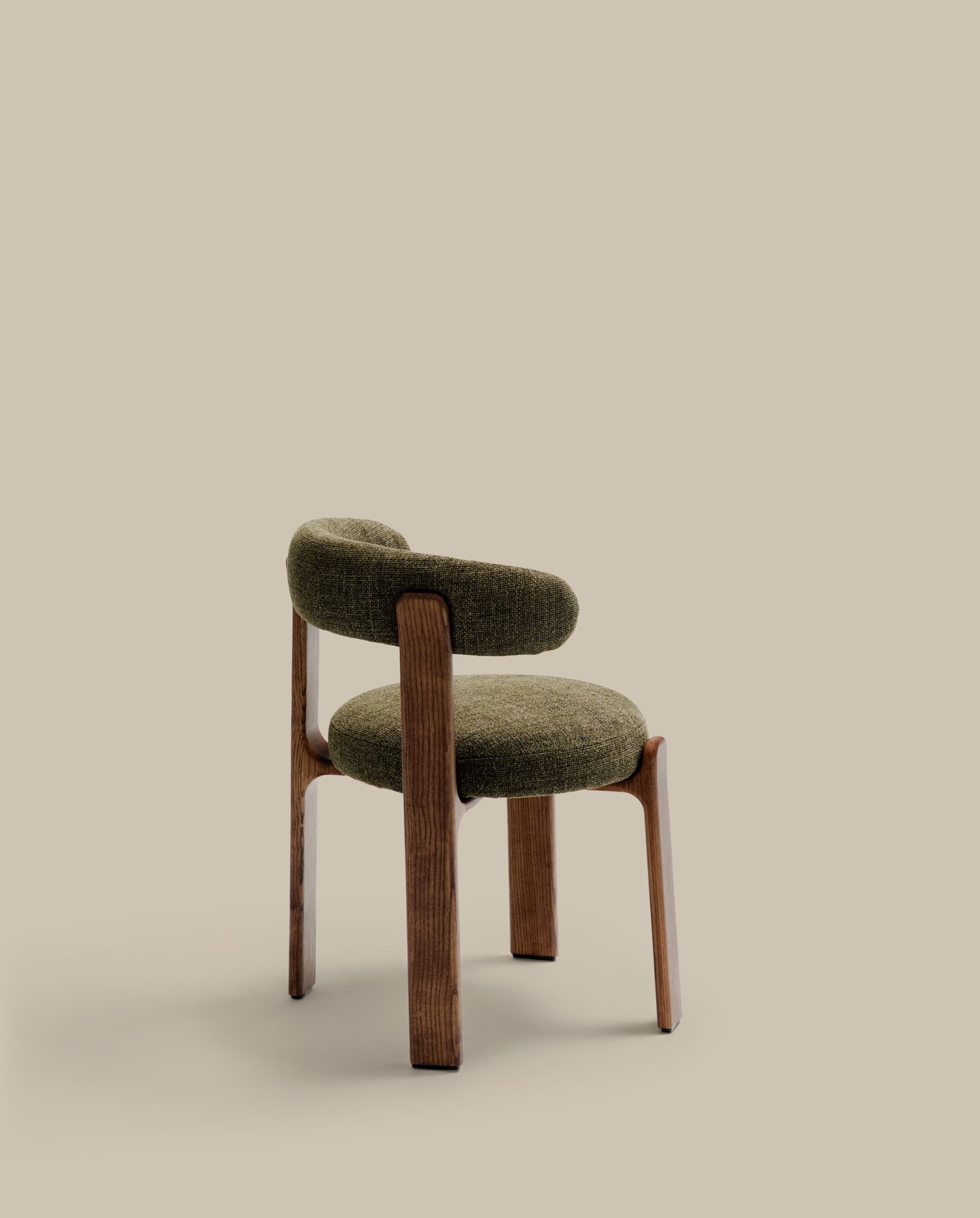 Granite chair in green chenille and with solid ash wood in a walnut finish FSC 100%