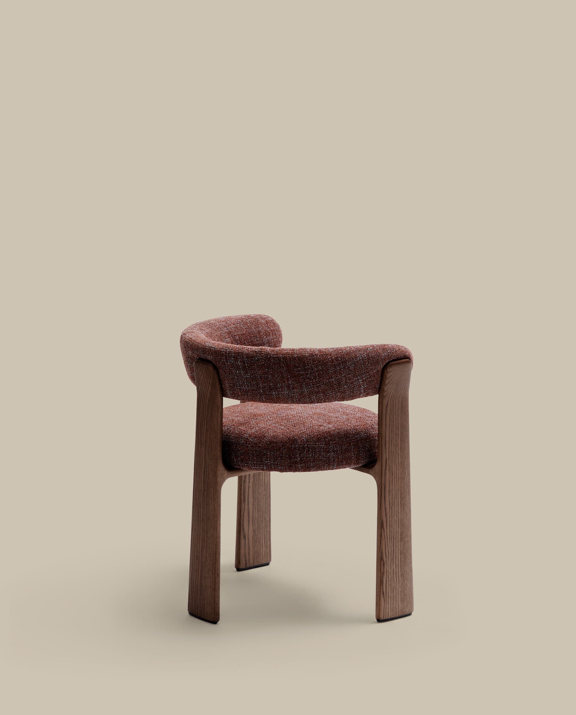 Granite fire-retardant chair (3 legs) in brown chenille and solid ash wood with walnut-coloured finish FSC 100%