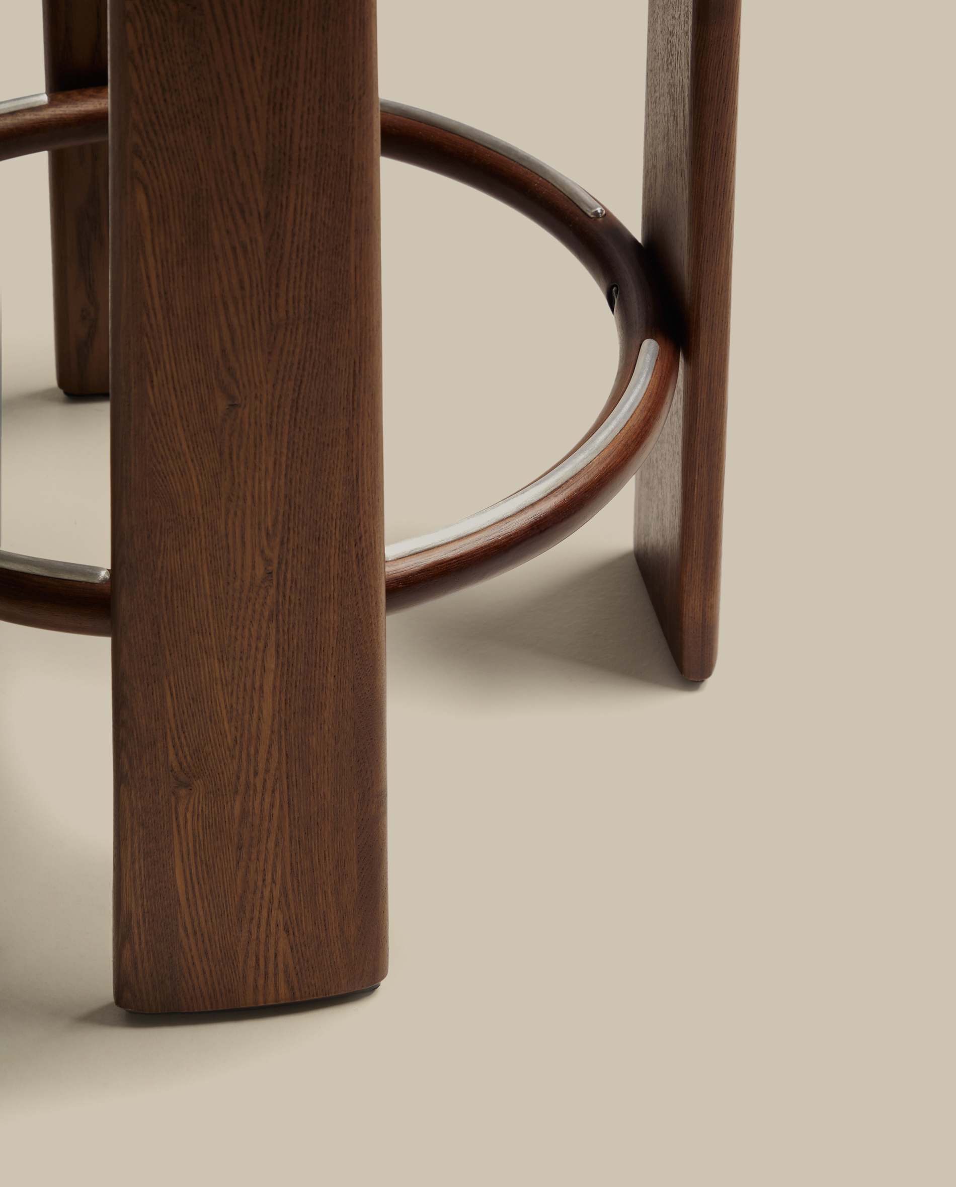 Granite stool in green chenille and solid ash wood with walnut-coloured finish FSC 100% 75cm