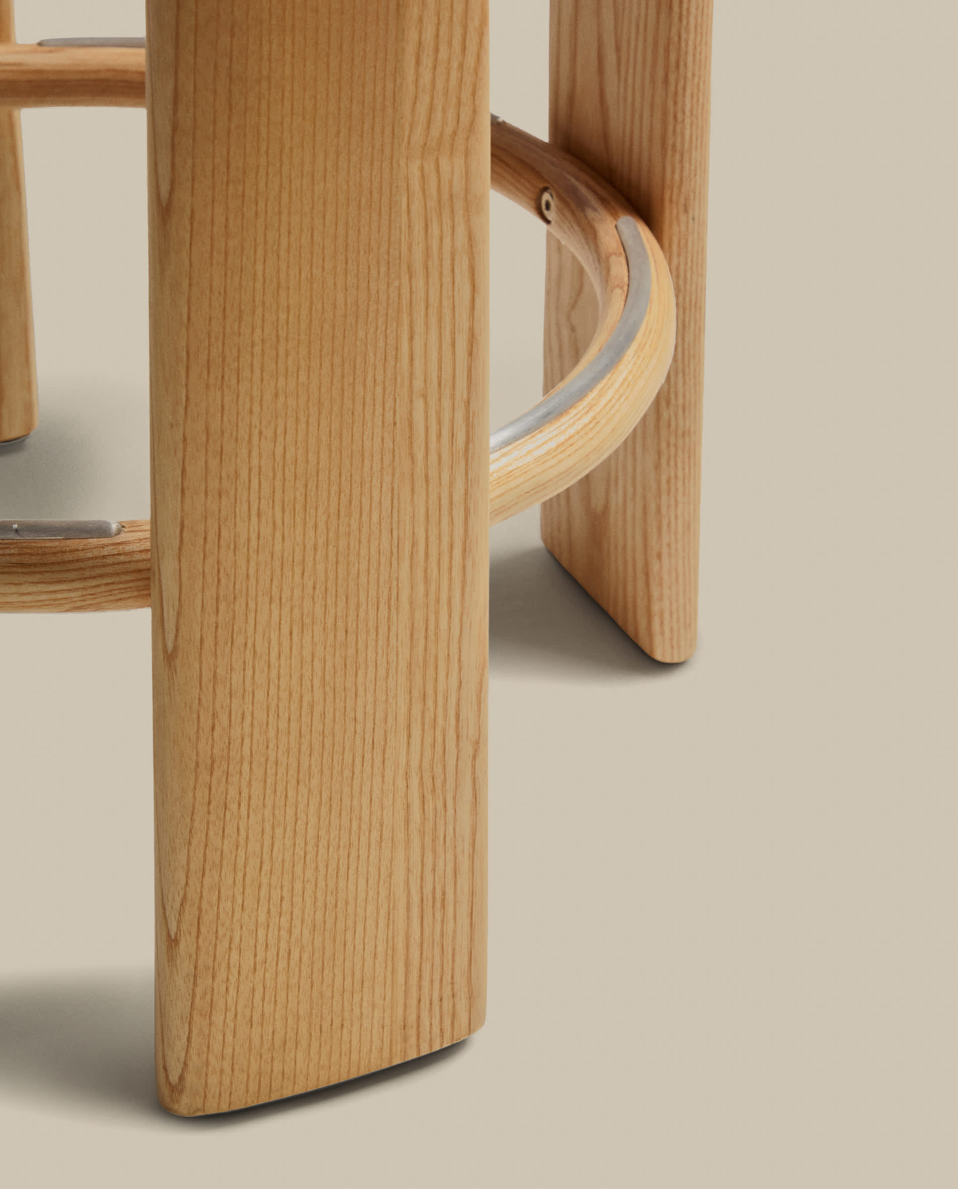 Granite fire-retardant stool in terracotta chenille and solid ash wood with natural finish FSC 100% 65 cm