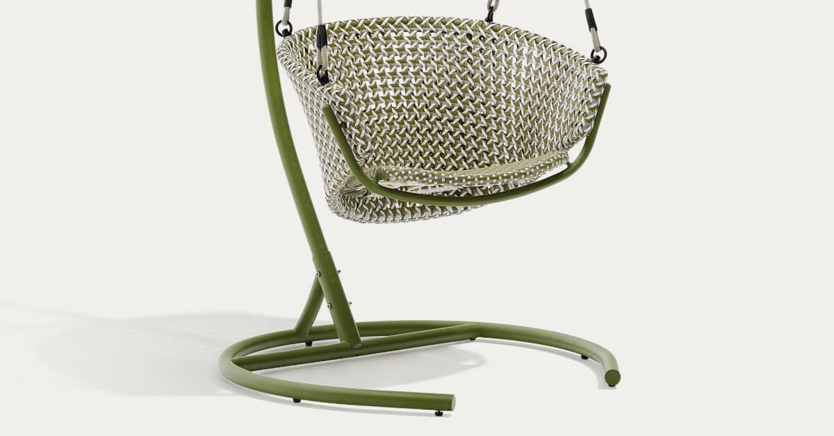 Kideo Poltrona Sospesa In Rattan Sintetico Con Struttura E Cuscino - Set Completo, Colore Corallo