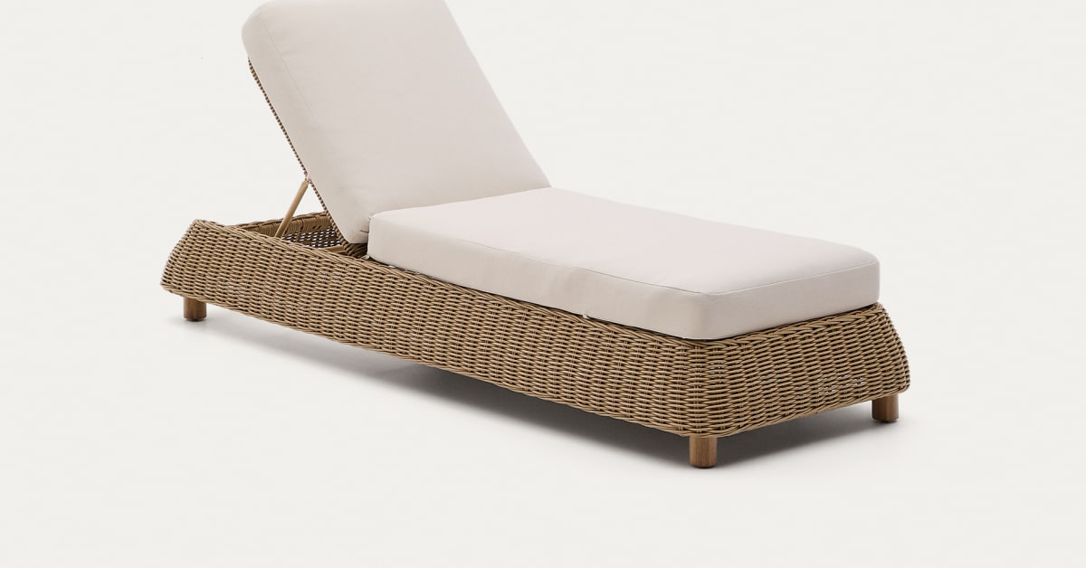 Tumbona Meria de Ratán Sintético y Madera FSC | Kave Home