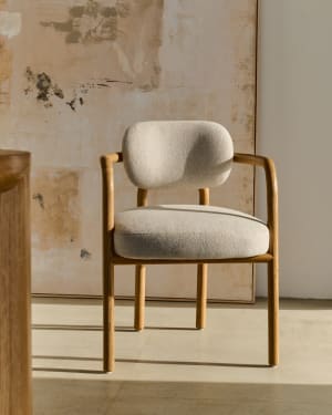 Melqui Stuhl in Beige aus massiver Eiche mit natürlichem Finish