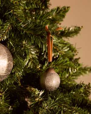 Σετ Blama με 4 κρεμαστές χάντρες από ασημένιο ανακυκλωμένο γυαλί Ø 6 εκ