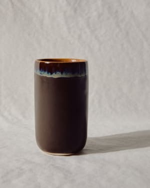 Brown ceramic Uilo tall cup