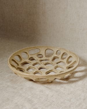 Zunel large beige ceramic fruit bowl