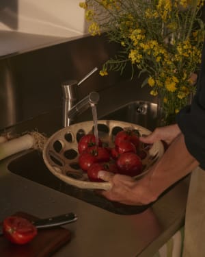 Grande corbeille à fruits Zunel en céramique beige