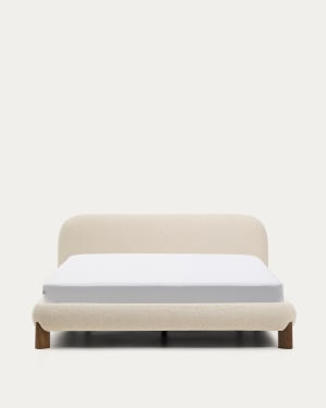 Bett Odina mit abnehmbarem Bezug aus ecrufarbenem Boucléstoff sowie Beinen aus massivem Eschenholz FSC 100% mit Nussbaum-Finish für Matratzen 160 x 200 cm