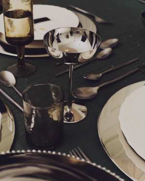 Nirela set of 2 stainless steel glasses