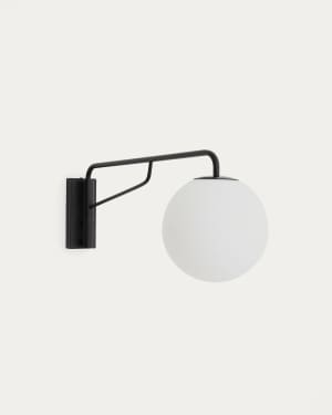 Eilo wall light in black steel with frosted glass globe