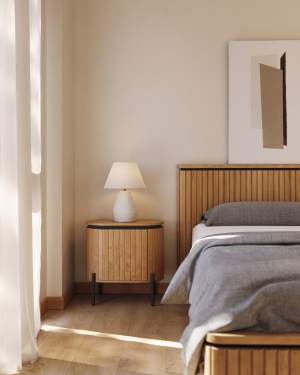 Licia Nachttisch 1 Tür aus massivem Mangoholz und schwarz lackiertem Metall 55 x 55 cm