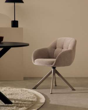 Sedia girevole Dorina di ciniglia beige e gambe in acciaio con finitura beige