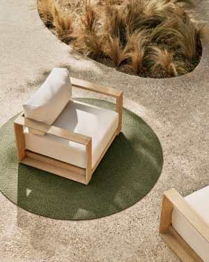 Ambra armchair in solid acacia wood with light finish FSC 100%